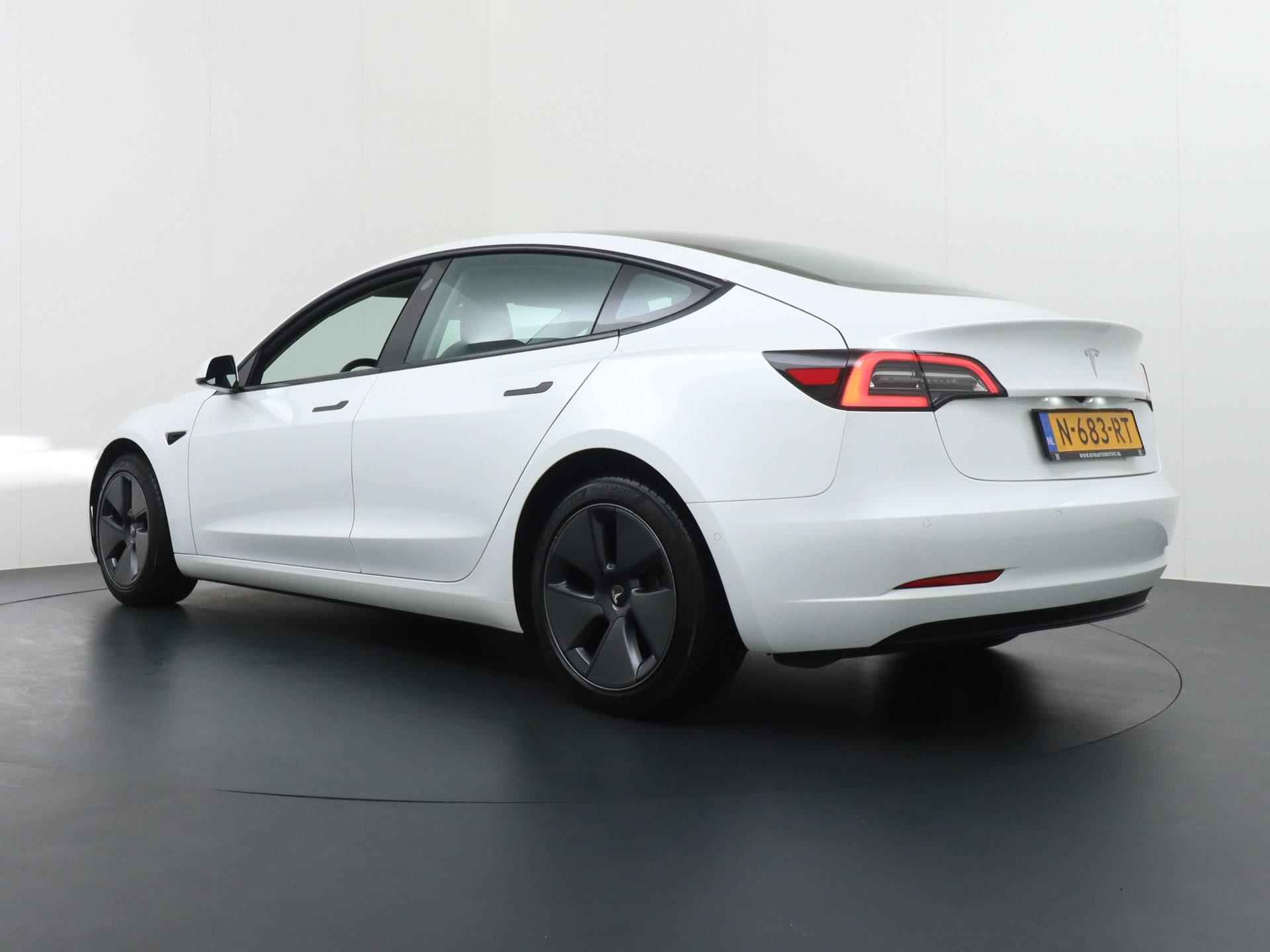 Tesla Model 3 Standard RWD Plus VAN: 33.900,- VOOR 30.877,- UW ZOMERVOORDEEL: 3.023,- FACELIFT MODEL! NIEUW TYPE ACCU! - 6/47