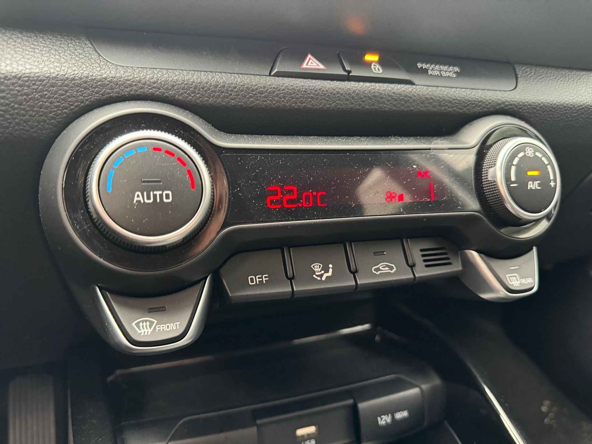 Kia Stonic 1.0 T-GDi MHEV DynamicPlusLine Navigatie | AppleCarPlay & Android Auto | 7 Jaar fabrieksgarantie tot 150.000 KM | Climate Control - 23/30