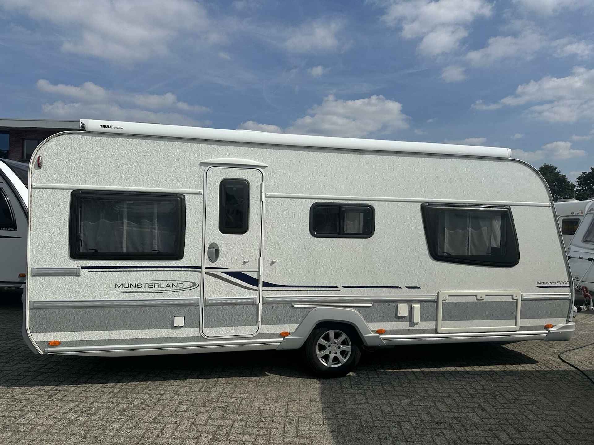 LMC MUNSTERLAND MAESTRO 520 D MOVER + AIRCO +LUIFEL+VOORTENT - 5/23