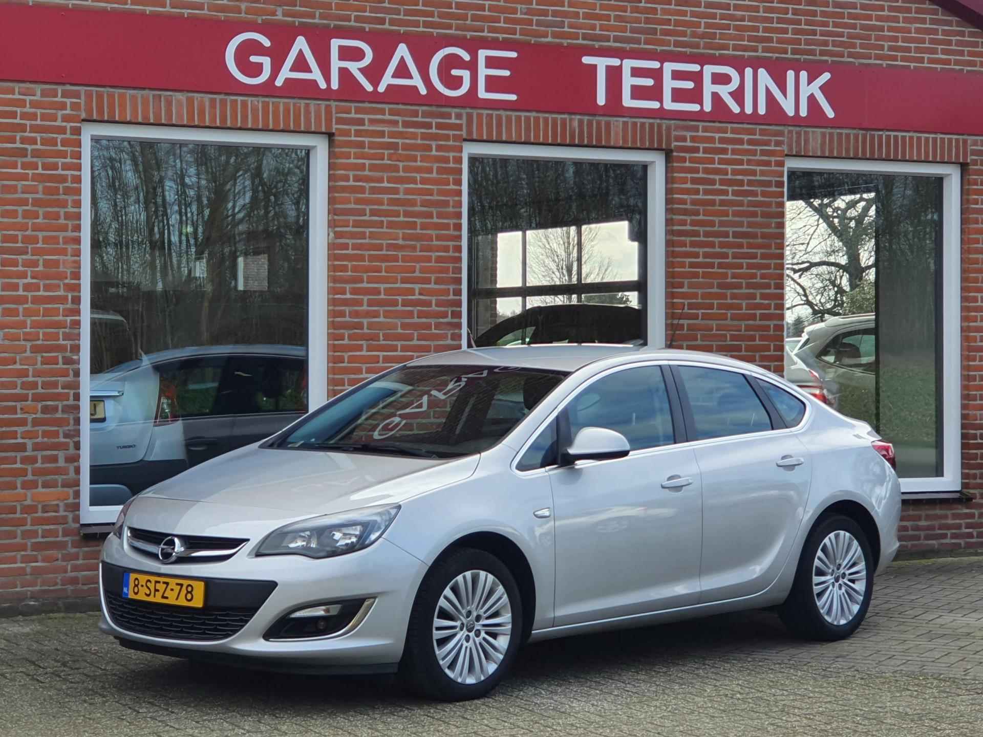 Opel Astra 1.4 Design Edition 4drs airco. cruise, pdc, lmv, elektr.ramen, trekhaak. RIJKLAAR - 2/17