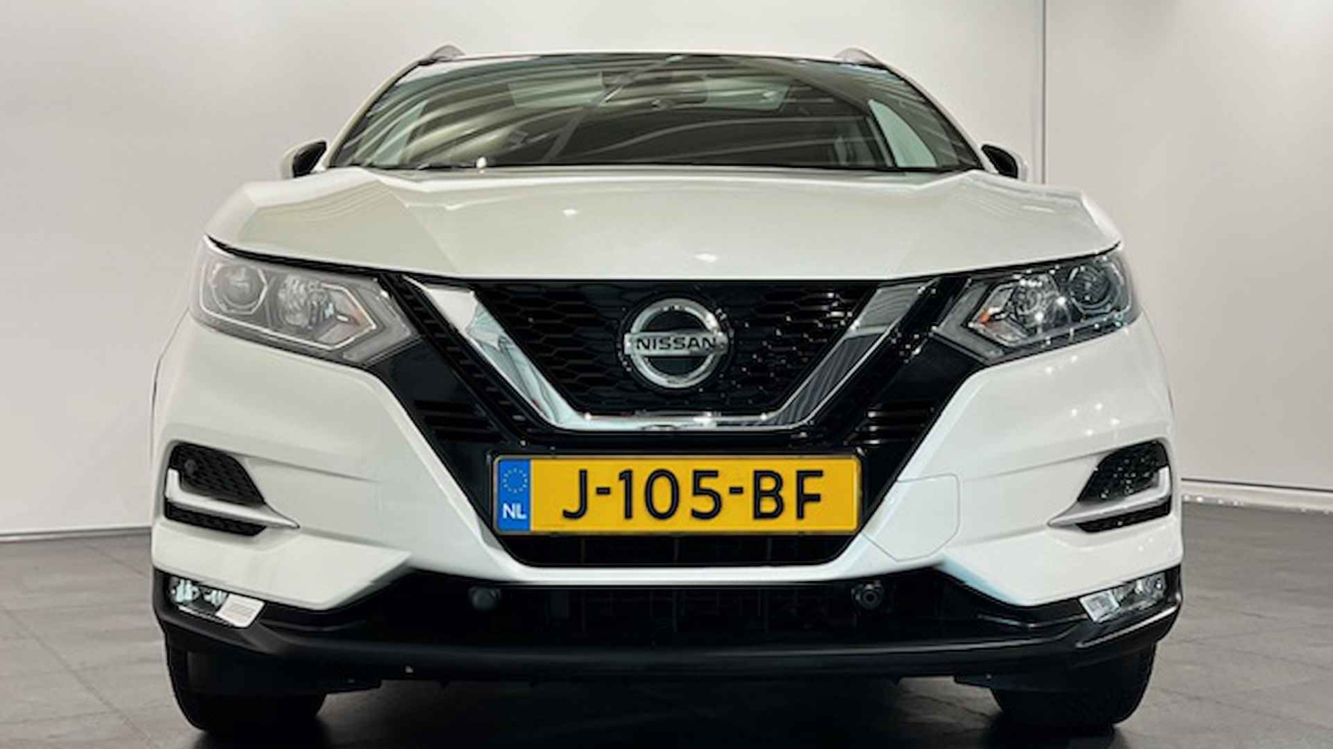 Nissan Qashqai 1.3 DIG-T 140pk N-Connecta/panorama dak/camera - 5/52