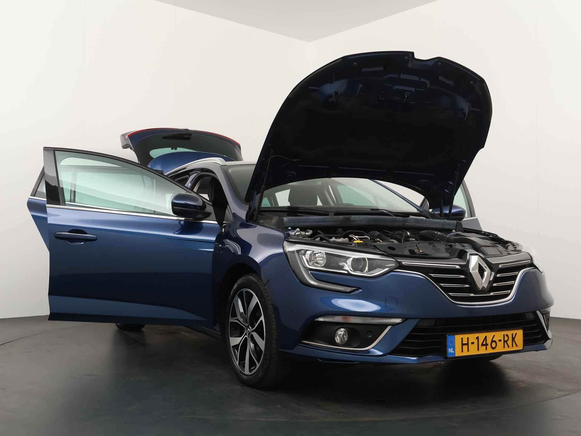 Renault Mégane Estate 1.3 TCe 140 Bose - 26/34