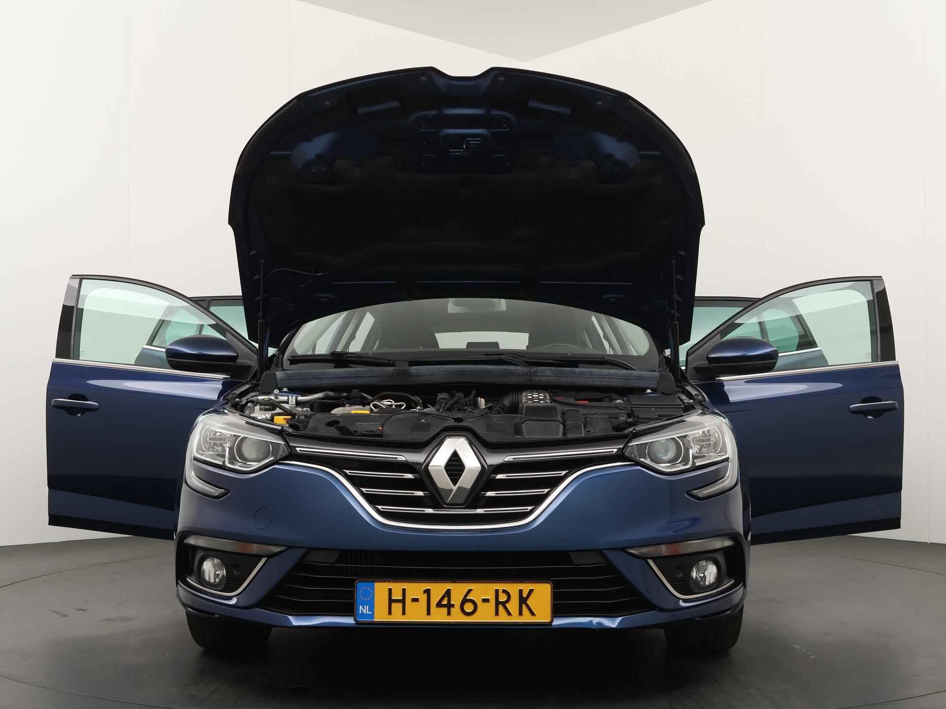 Renault Mégane Estate 1.3 TCe 140 Bose - 27/34