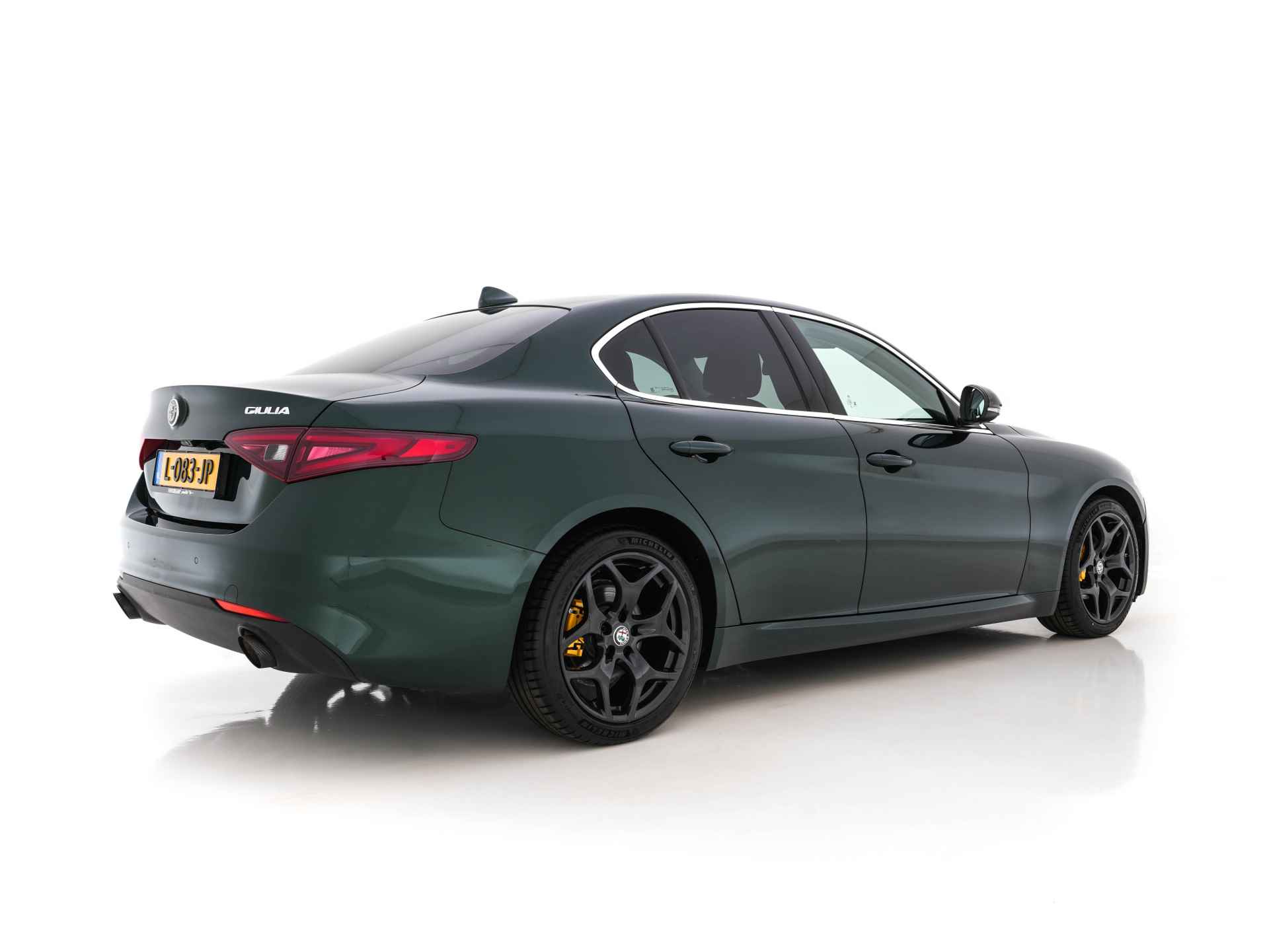 Alfa Romeo Giulia 2.2 TI Aut. *XENON | PIENO-FIORE-VOLLEDER | NAVI-FULLMAP | CAMERA | DAB | MEMORY-PACK | ADAPTIVE-CRUISE | LANE-ASSIST | APP.CONNECT | COMFORT-SEATS | 18"ALU* - 6/36