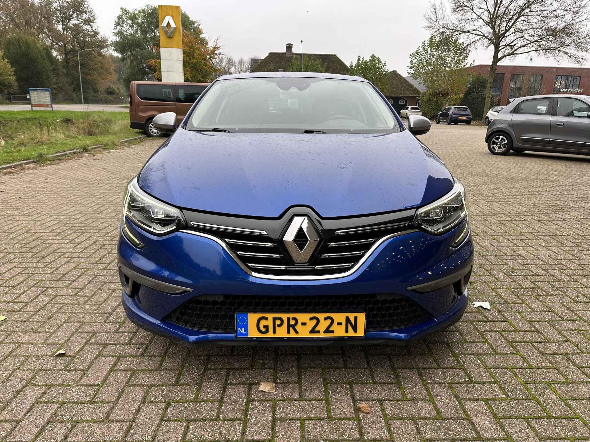 Renault Mégane 1.3 TCe 140 GT-Line | Trekhaak | Stoelverwarming | Lichtmetalen velgen 18" | Parkeersensoren voor, achter en achteruitrijcamera - 4/25