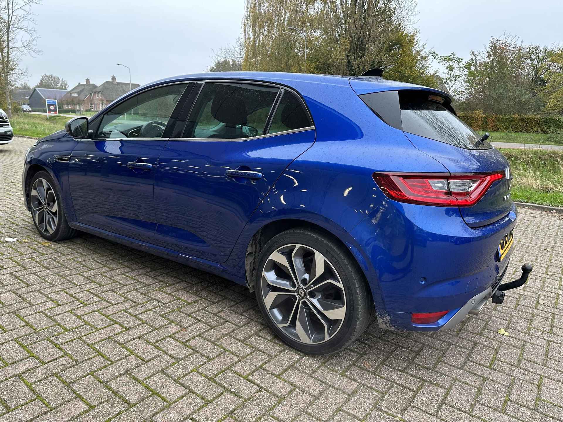 Renault Mégane 1.3 TCe 140 GT-Line | Trekhaak | Stoelverwarming | Lichtmetalen velgen 18" | Parkeersensoren voor, achter en achteruitrijcamera - 7/25