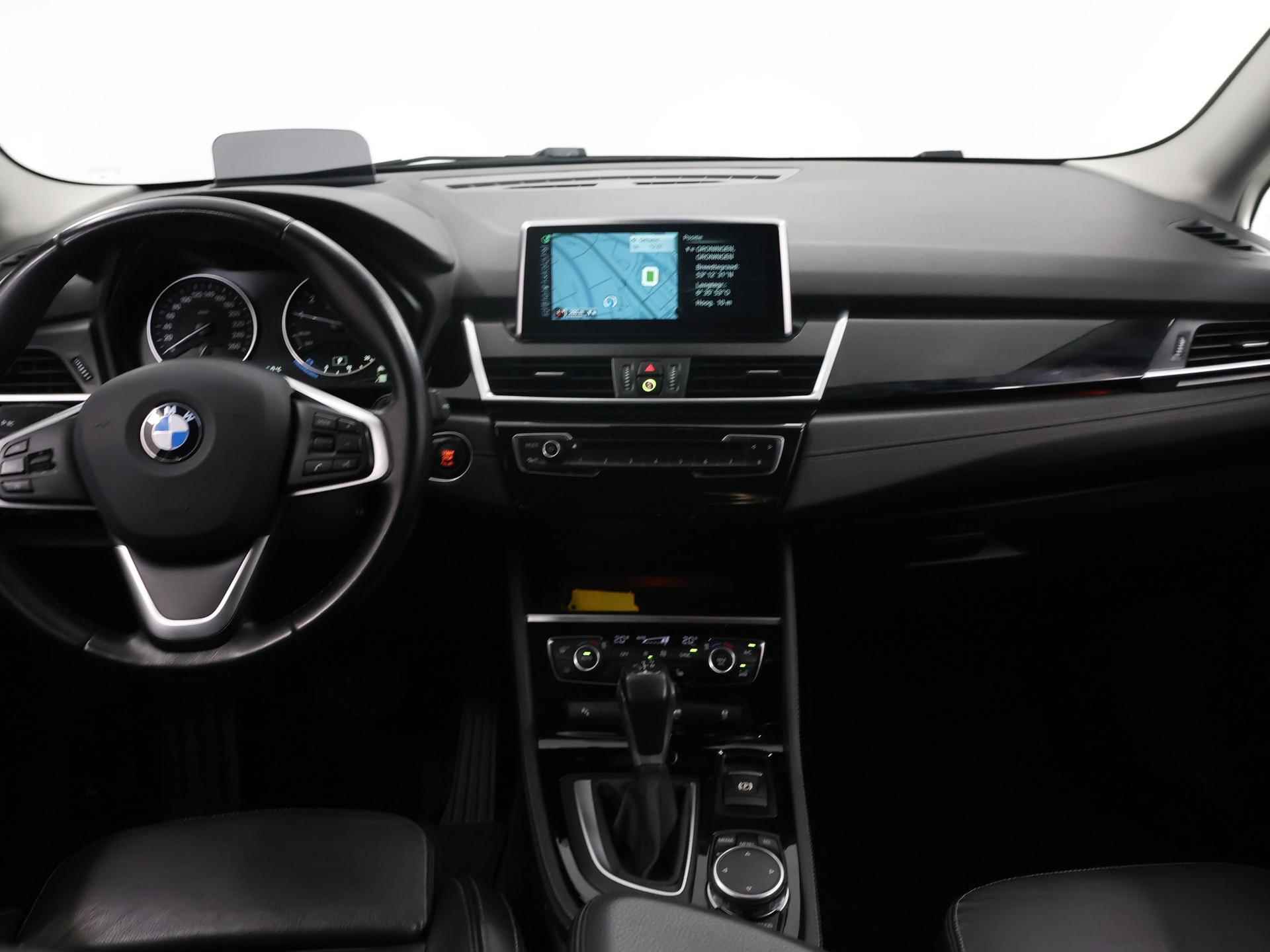 BMW 2-serie Gran Tourer 220i Sport High Executive 7p. | Trekhaak | Navigatiesysteem | Leder | Led Koplampen | Head-Up | Parkeersensoren | Stoelverwarming | Cruise Control | - 9/41