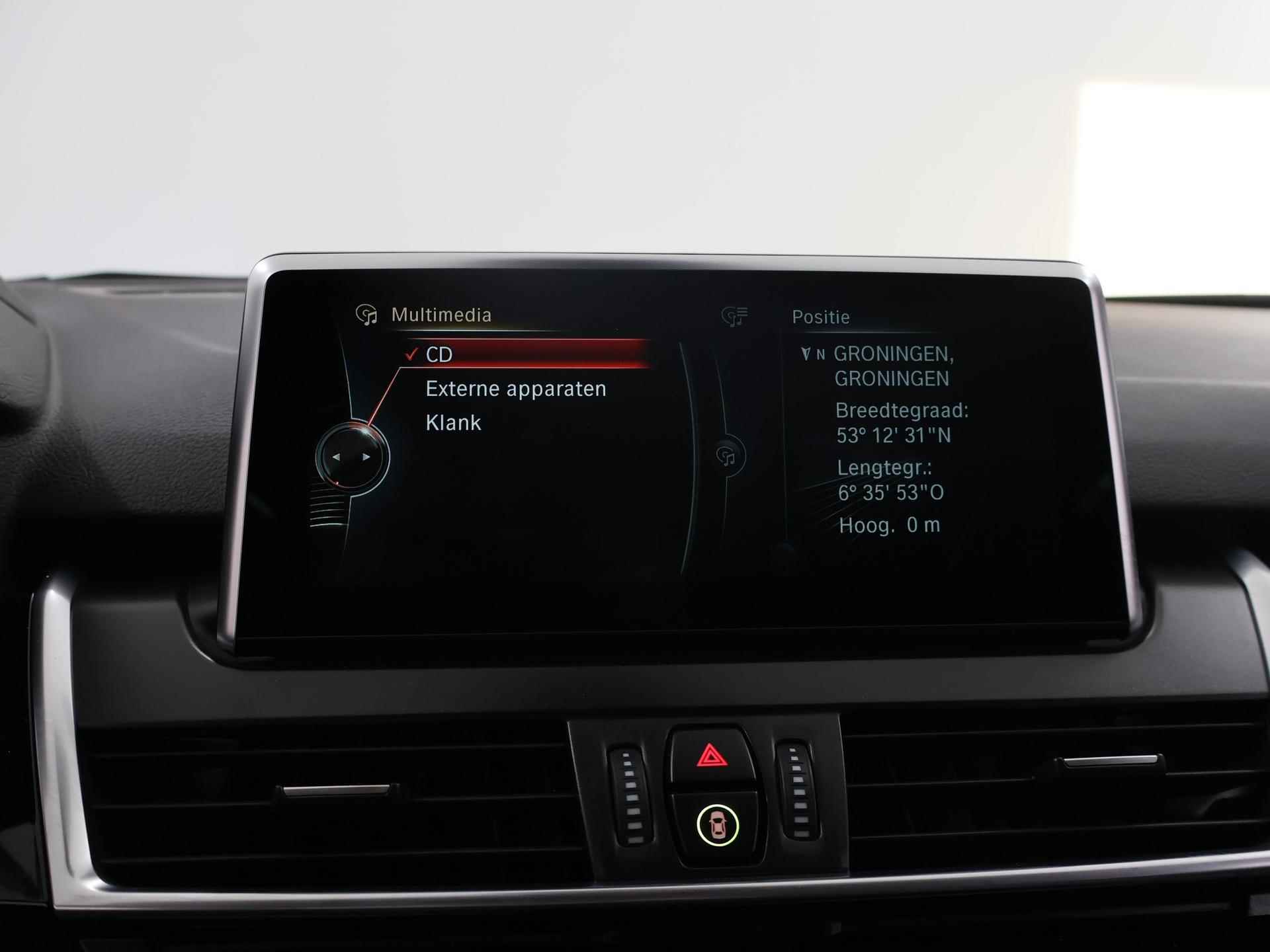 BMW 2-serie Gran Tourer 220i Sport High Executive 7p. | Trekhaak | Navigatiesysteem | Leder | Led Koplampen | Head-Up | Parkeersensoren | Stoelverwarming | Cruise Control | - 18/41