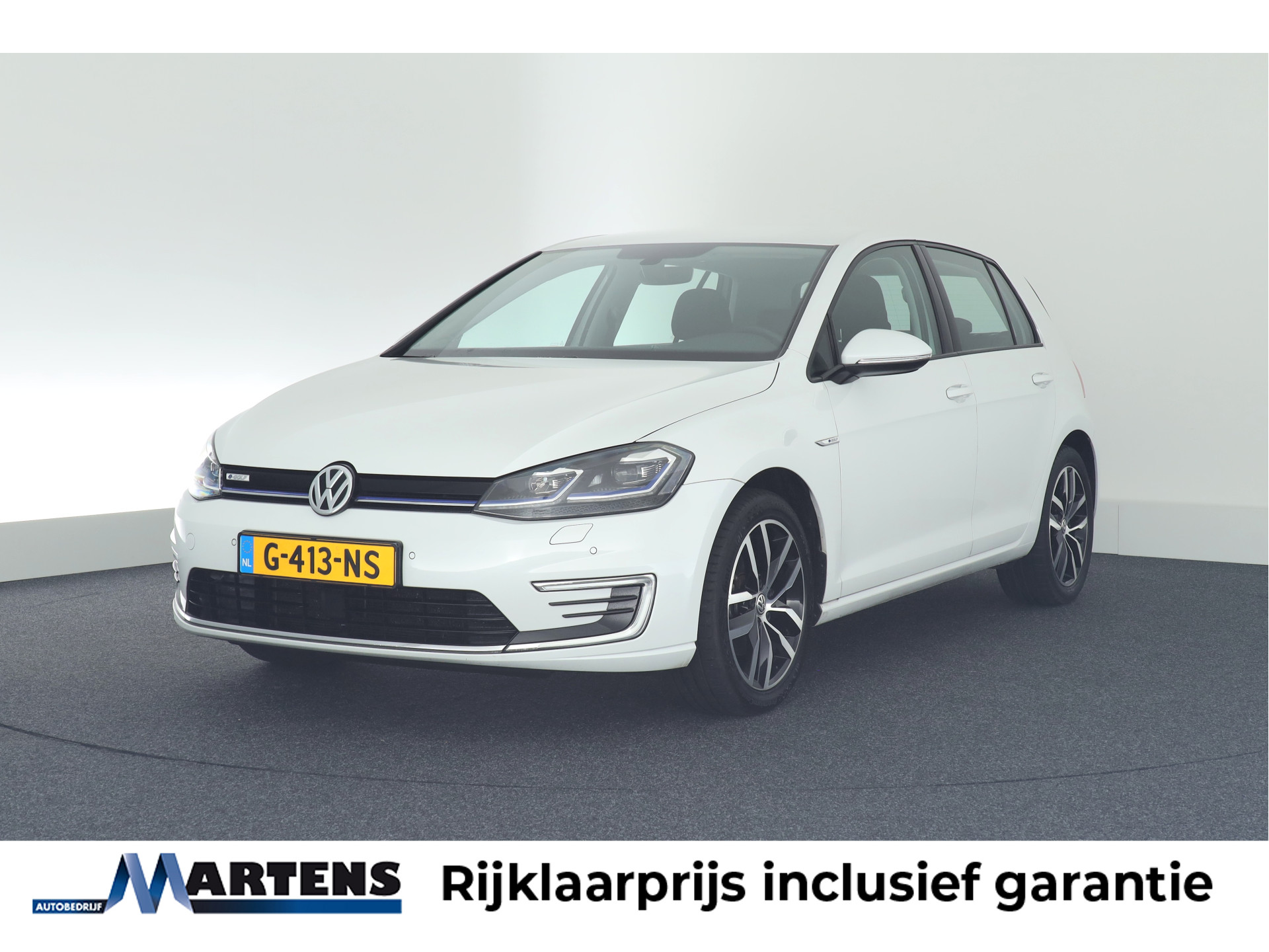 Volkswagen e-Golf 136pk Warmtepomp Keyless Virtual Cockpit Stoelverwarming Led Navigatie