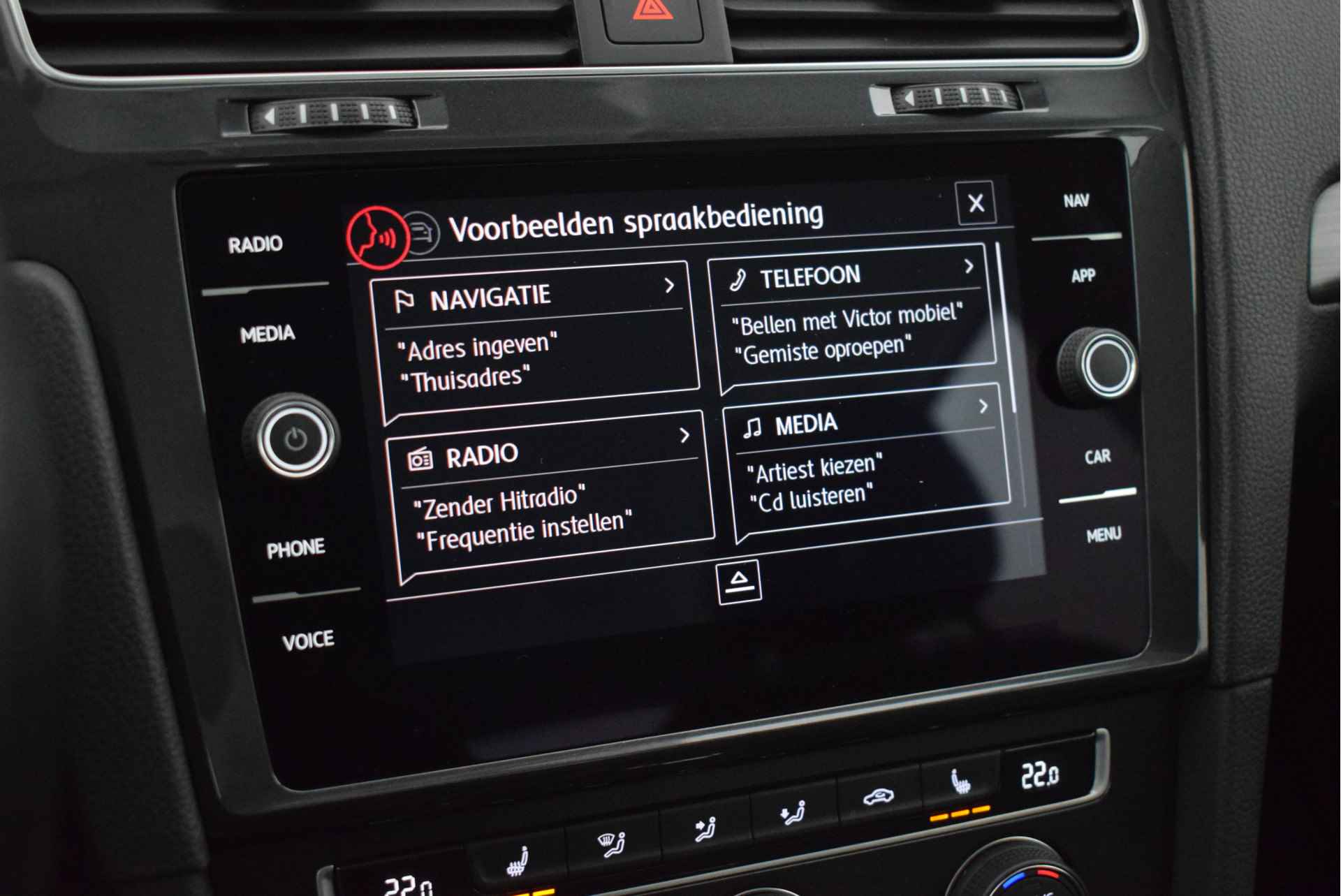 Volkswagen e-Golf 136pk Warmtepomp Keyless Virtual Cockpit Stoelverwarming Led Navigatie - 30/44