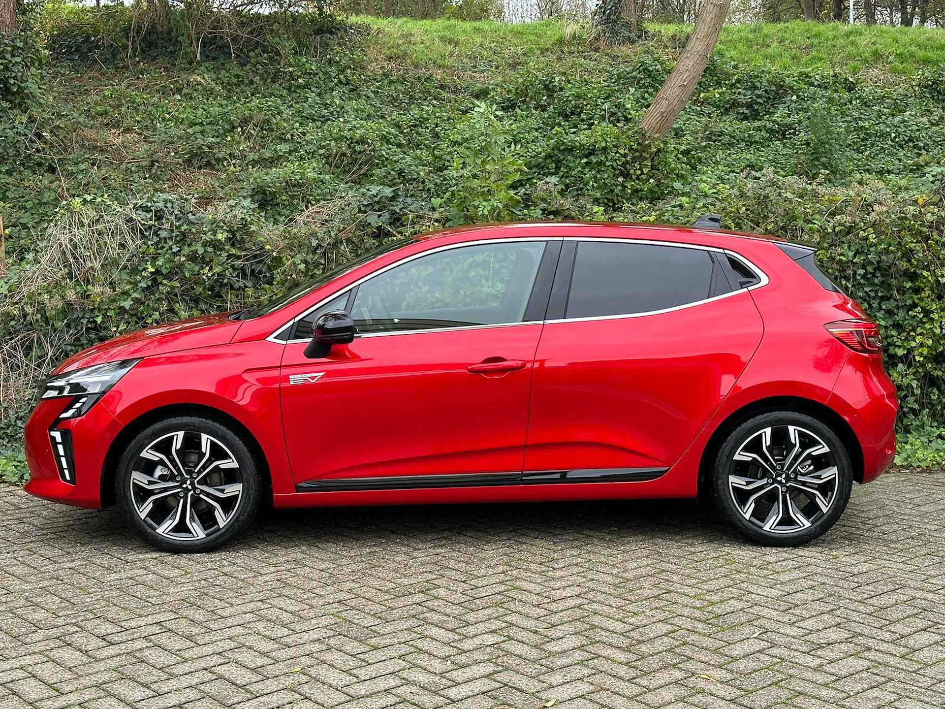 Mitsubishi Colt 1.6 HEV Instyle Hybrid 8 jaar garantie NU 3000,- VOORRAAD KORTING| CLIMATE | CAMERA | STUUR & STOELVERWARMING | ANDROID AUTO / APPLE CARPLAY | LEER | - 3/14