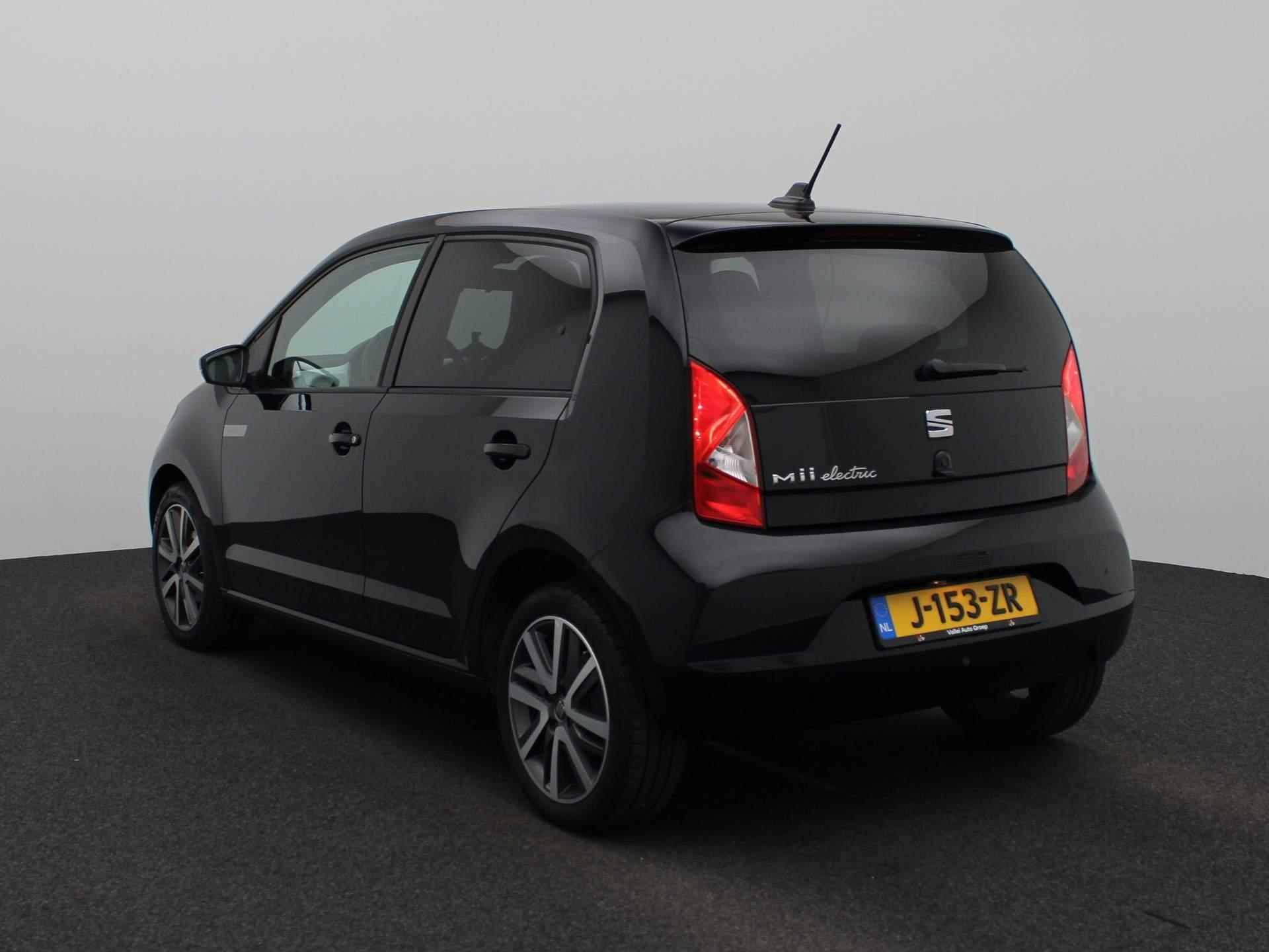 SEAT Mii Electric electric Plus AUTOMAAT | Cruise Control | Stoelverwarming | Climate Control | Lichtmetalen Velgen | Voorruitverwarming | Parkeersensoren - 2/37