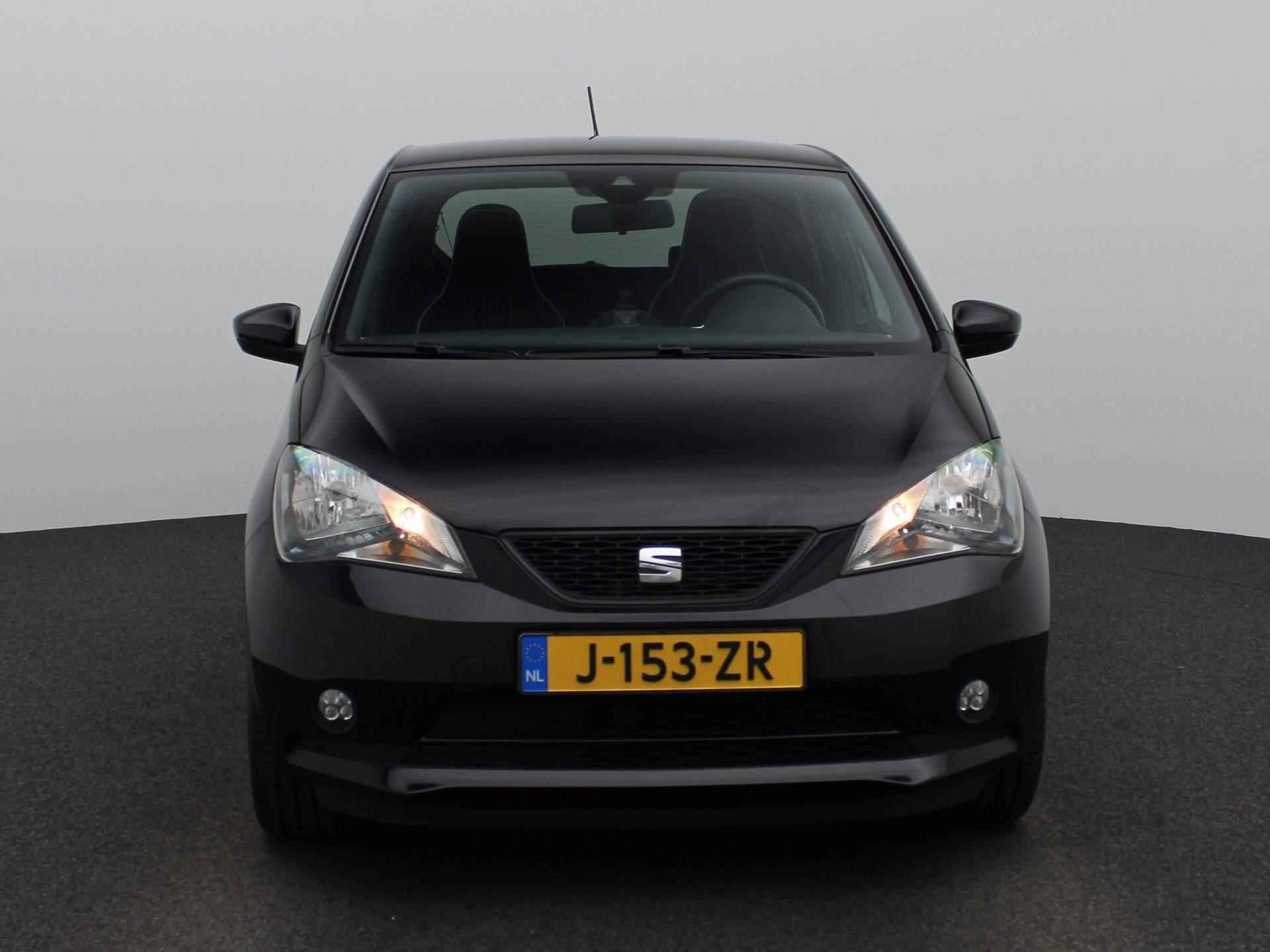 SEAT Mii Electric electric Plus AUTOMAAT | Cruise Control | Stoelverwarming | Climate Control | Lichtmetalen Velgen | Voorruitverwarming | Parkeersensoren - 3/37