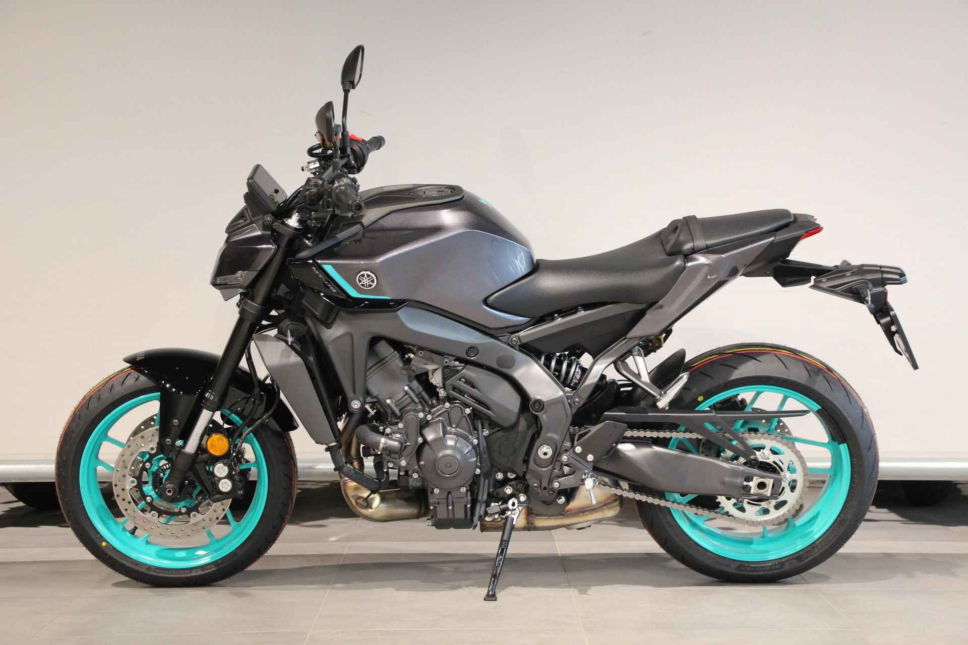 Yamaha MT-09 Y-AMT - 5/15