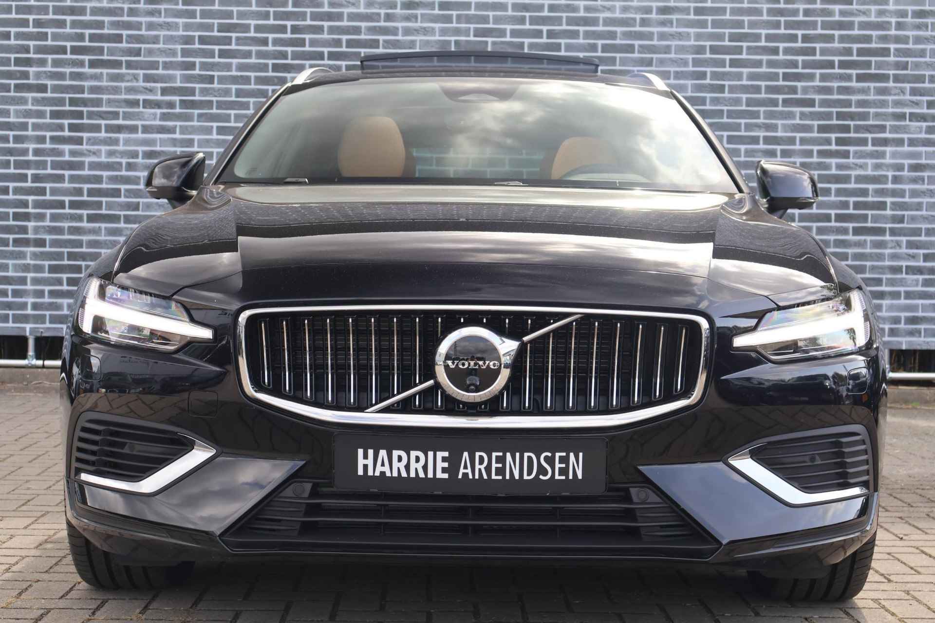 Volvo V60 2.0 T8 Recharge AWD Ultimate Bright | Massage + ventilatie voorstoelen | 360 camera | Extra getint glas | Adaptieve Cruise Control | elektr. schuif-/-kanteldak | Head-up display | - 5/31