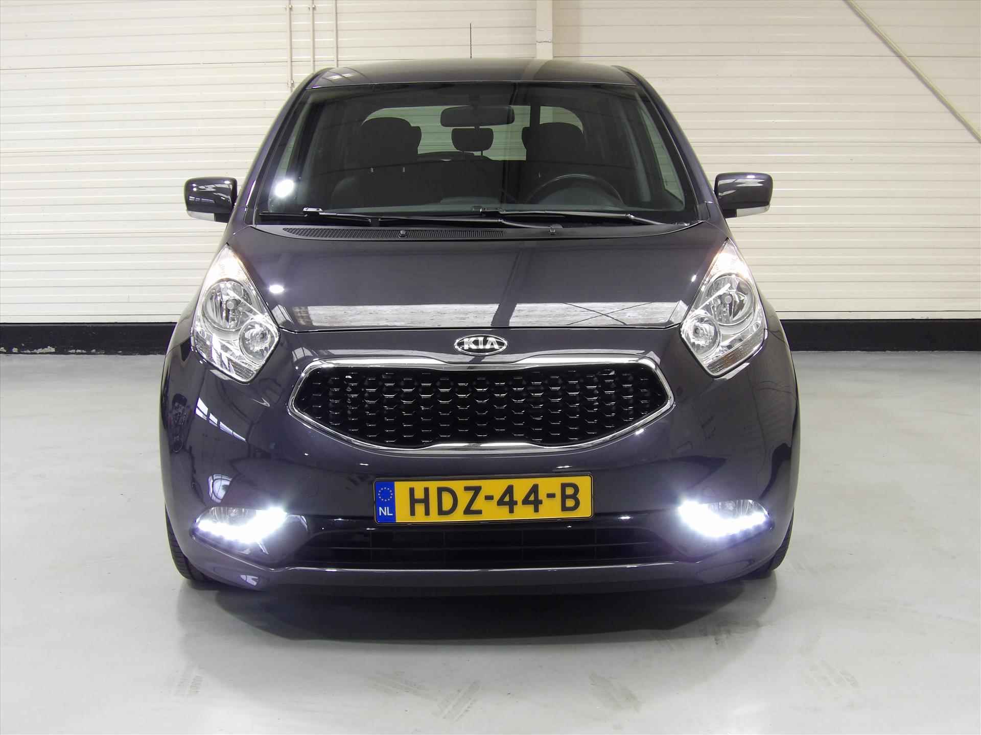 Kia Venga 1.6 CVVT 125pk Dream Team - 2/38