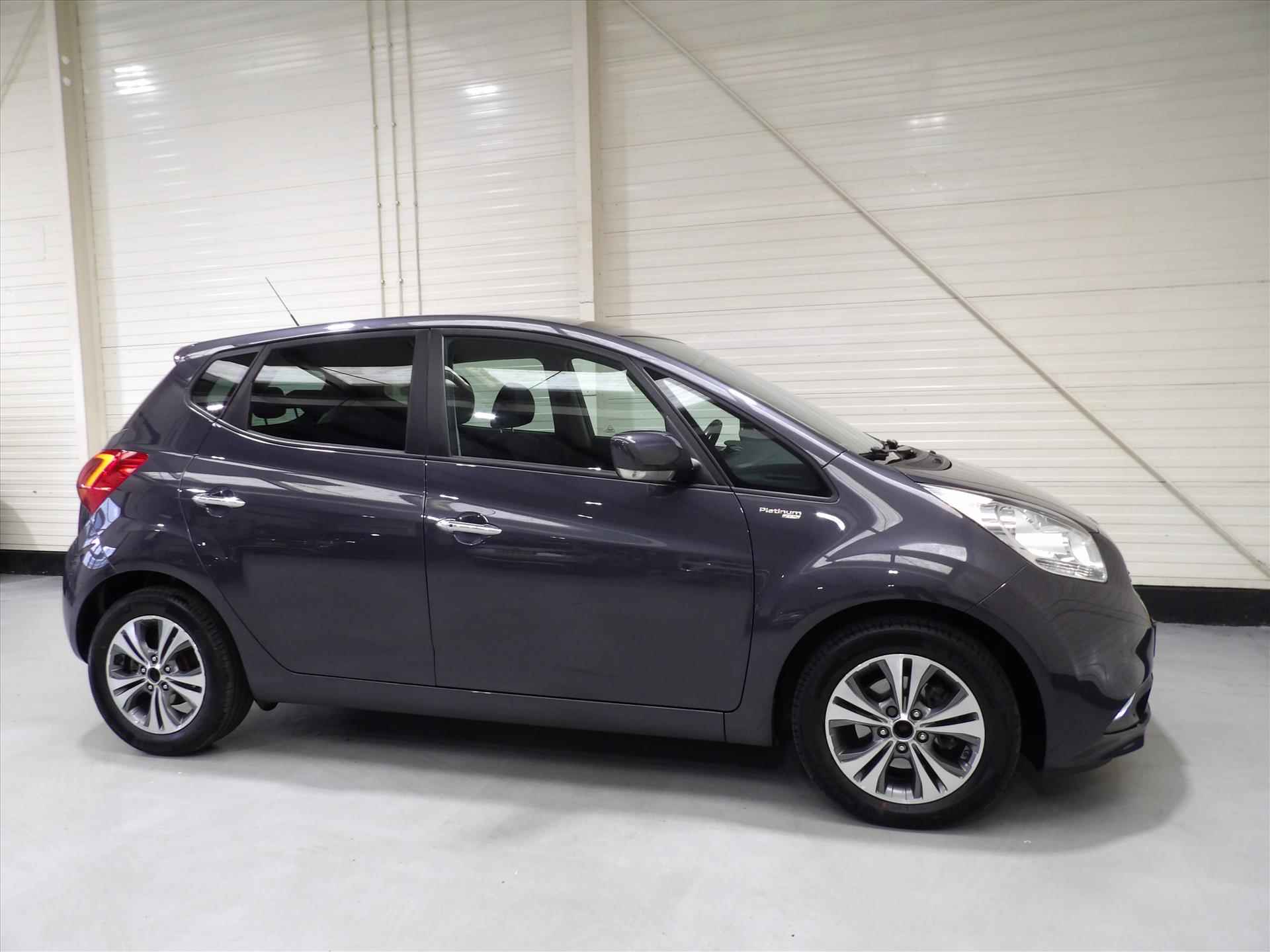 Kia Venga 1.6 CVVT 125pk Dream Team - 7/38