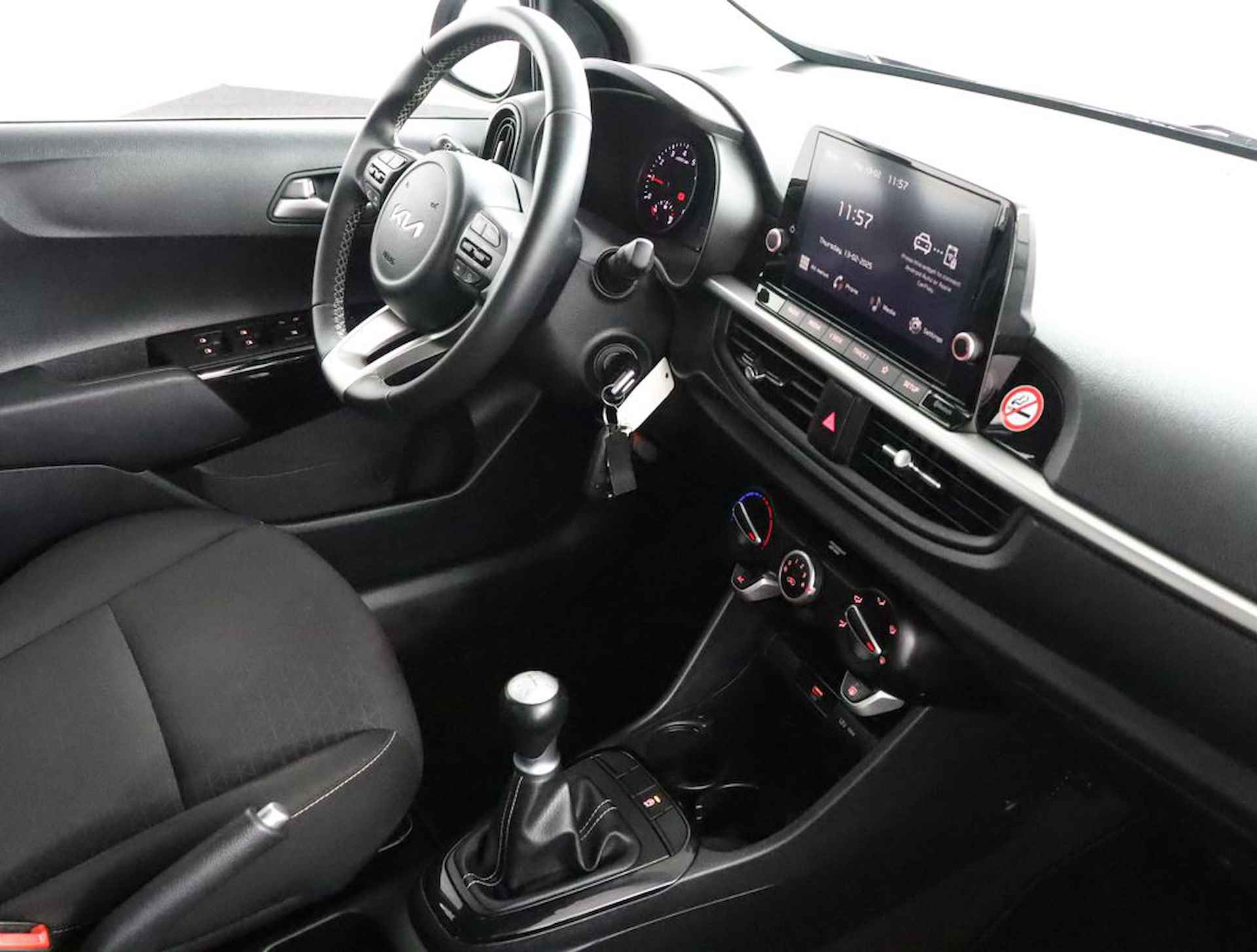 Kia Picanto 1.0 DPi DynamicLine Navigatie via Apple Carplay/Android Auto - Cruise control - Airco - Camera - Fabrieksgarantie t/m 12-06-2033 - 53/61