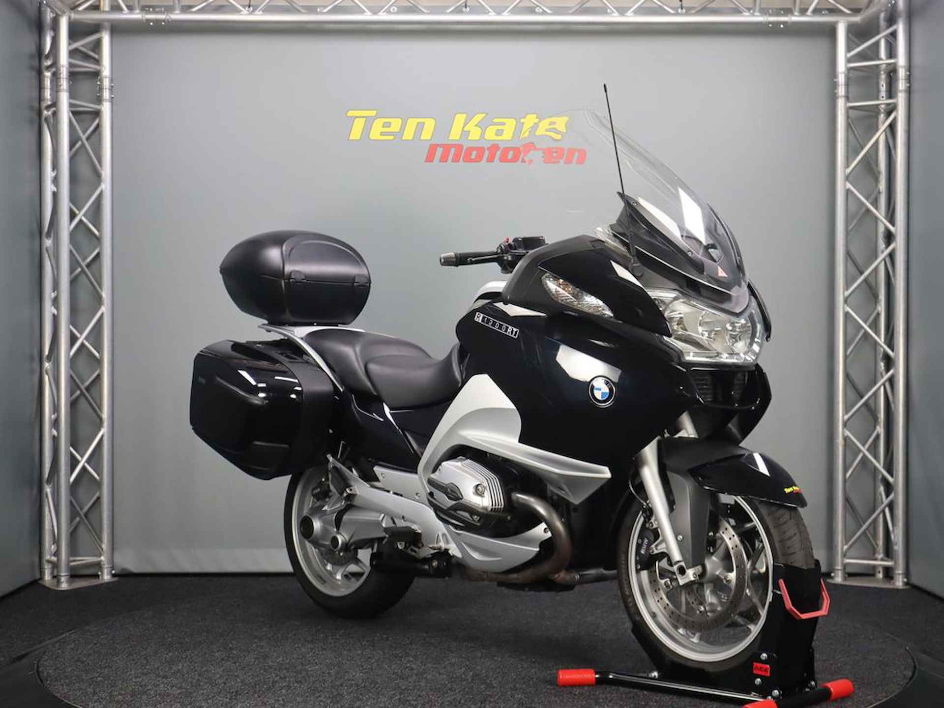 BMW R 1200 RT ESA CC ABS - 2/14