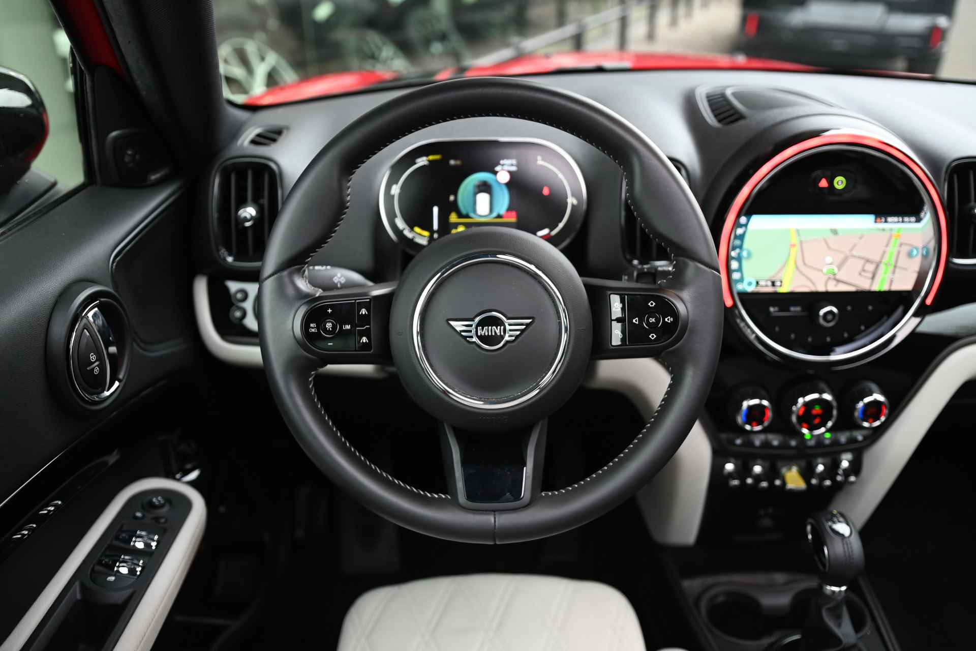 MINI Countryman Cooper S E ALL4 Classic Automaat / Panoramadak / Achteruitrijcamera / Stoelverwarming / LED / Harman Kardon / Active Cruise Control / Comfort Access - 9/32