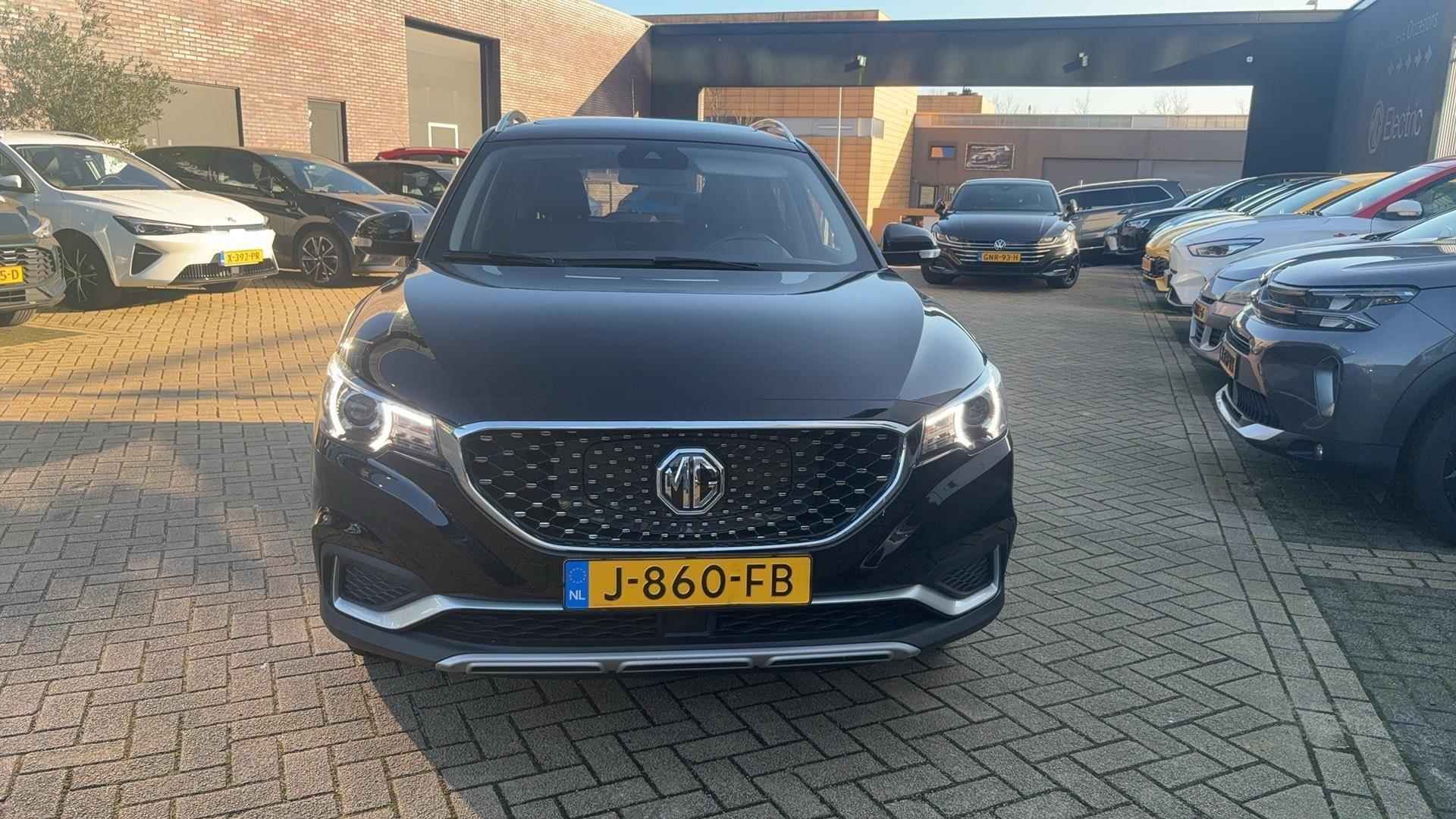 MG ZS EV Luxury 45 kWh - 14/16