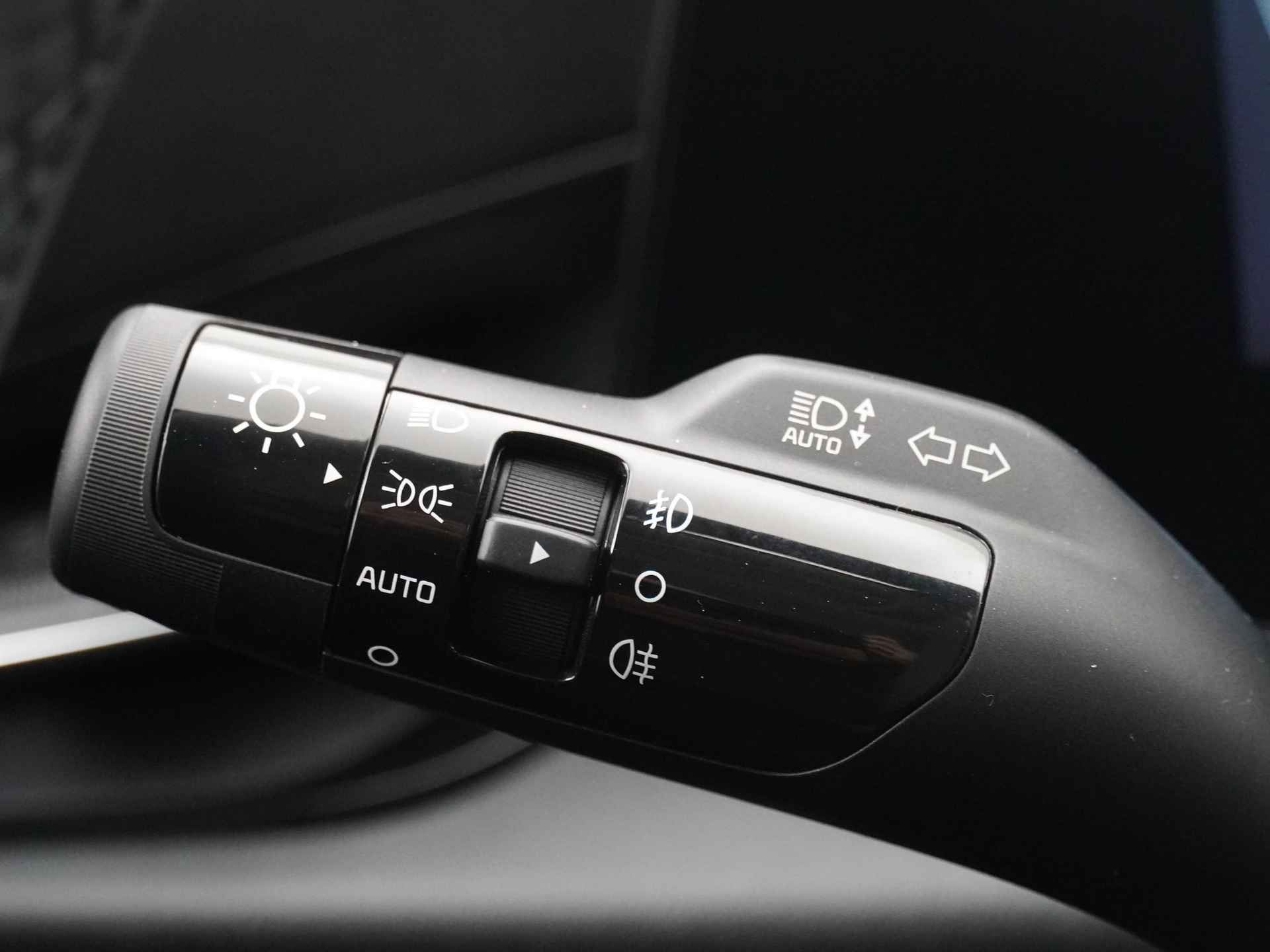 Kia Niro EV DynamicLine 64.8 kWh - Navigatie - Apple CarPlay / Android Auto - Adaptieve Cruise Control - Uit voorraad leverbaar - Fabrieksgarantie tot 2031 - 25/47