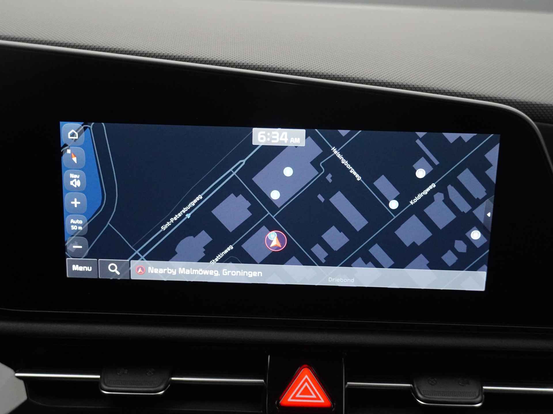 Kia Niro EV DynamicLine 64.8 kWh - Navigatie - Apple CarPlay / Android Auto - Adaptieve Cruise Control - Uit voorraad leverbaar - Fabrieksgarantie tot 2031 - 29/47