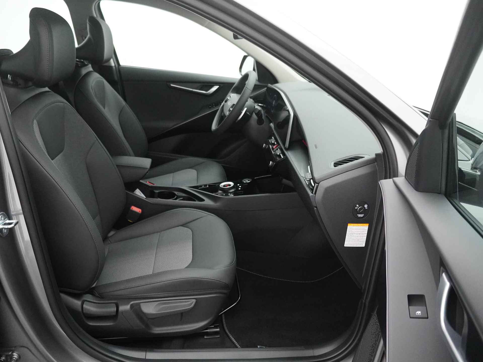 Kia Niro EV DynamicLine 64.8 kWh - Navigatie - Apple CarPlay / Android Auto - Adaptieve Cruise Control - Uit voorraad leverbaar - Fabrieksgarantie tot 2031 - 41/47