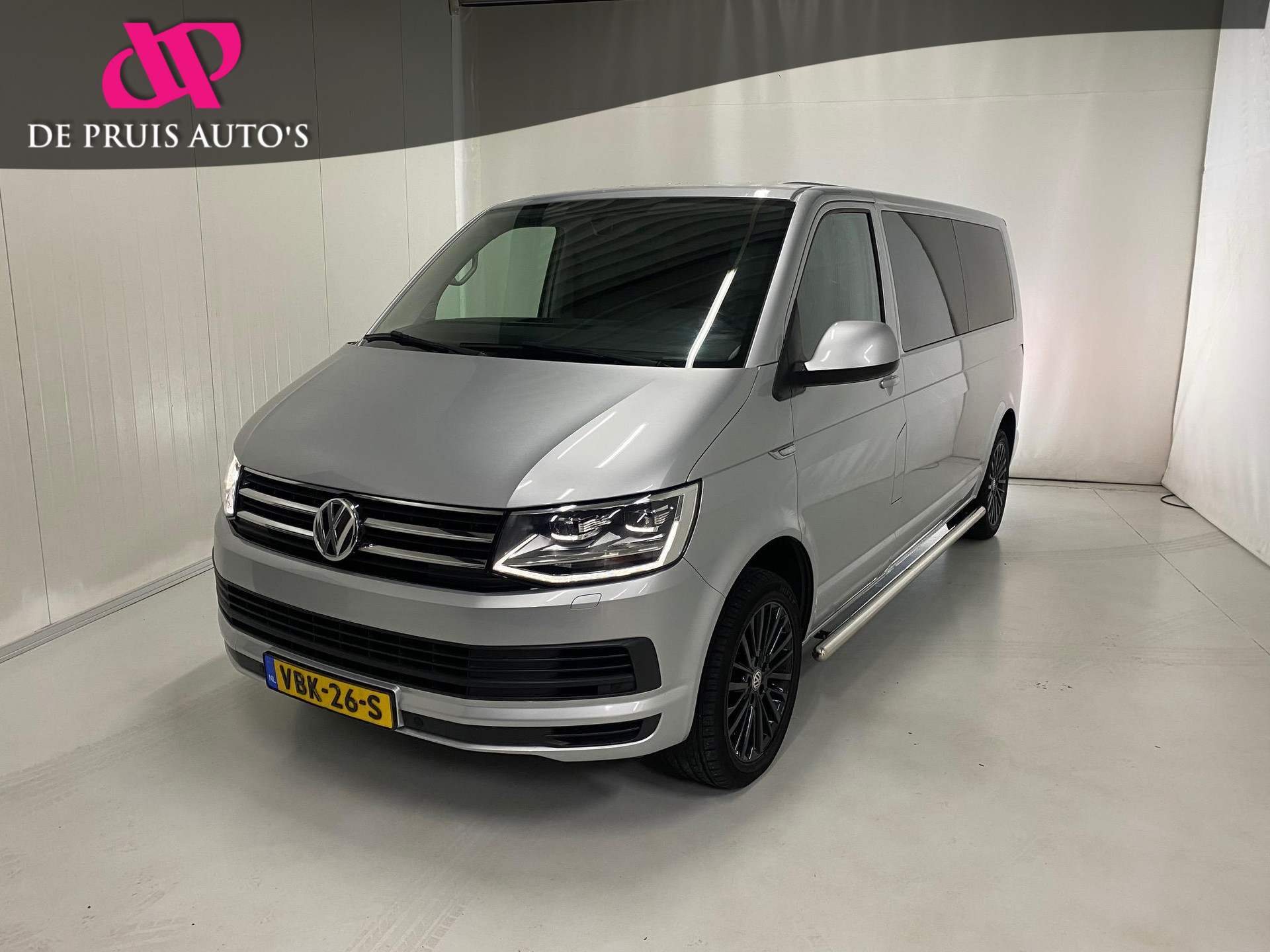 Volkswagen Transporter 2.0 TDI L2H1 DC Caravelle Leer Camera Trekhaak sidebars