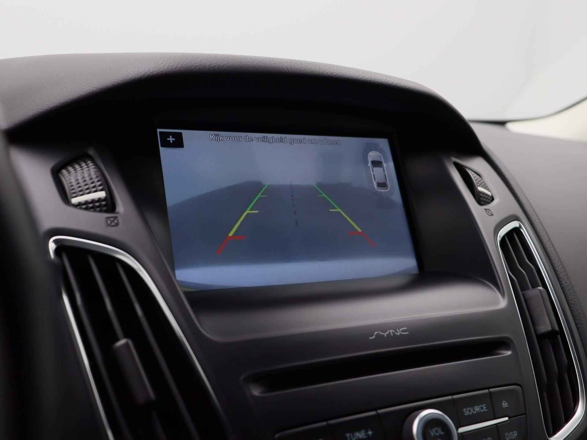 Ford Focus 1.0 Titanium  | Navigatie | Apple Carplay - 18/40
