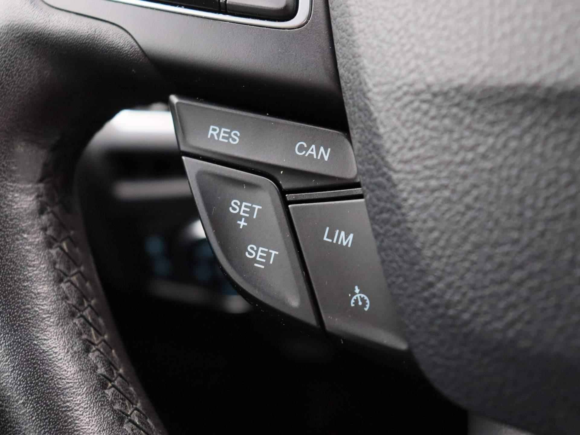 Ford Focus 1.0 Titanium  | Navigatie | Apple Carplay - 22/40