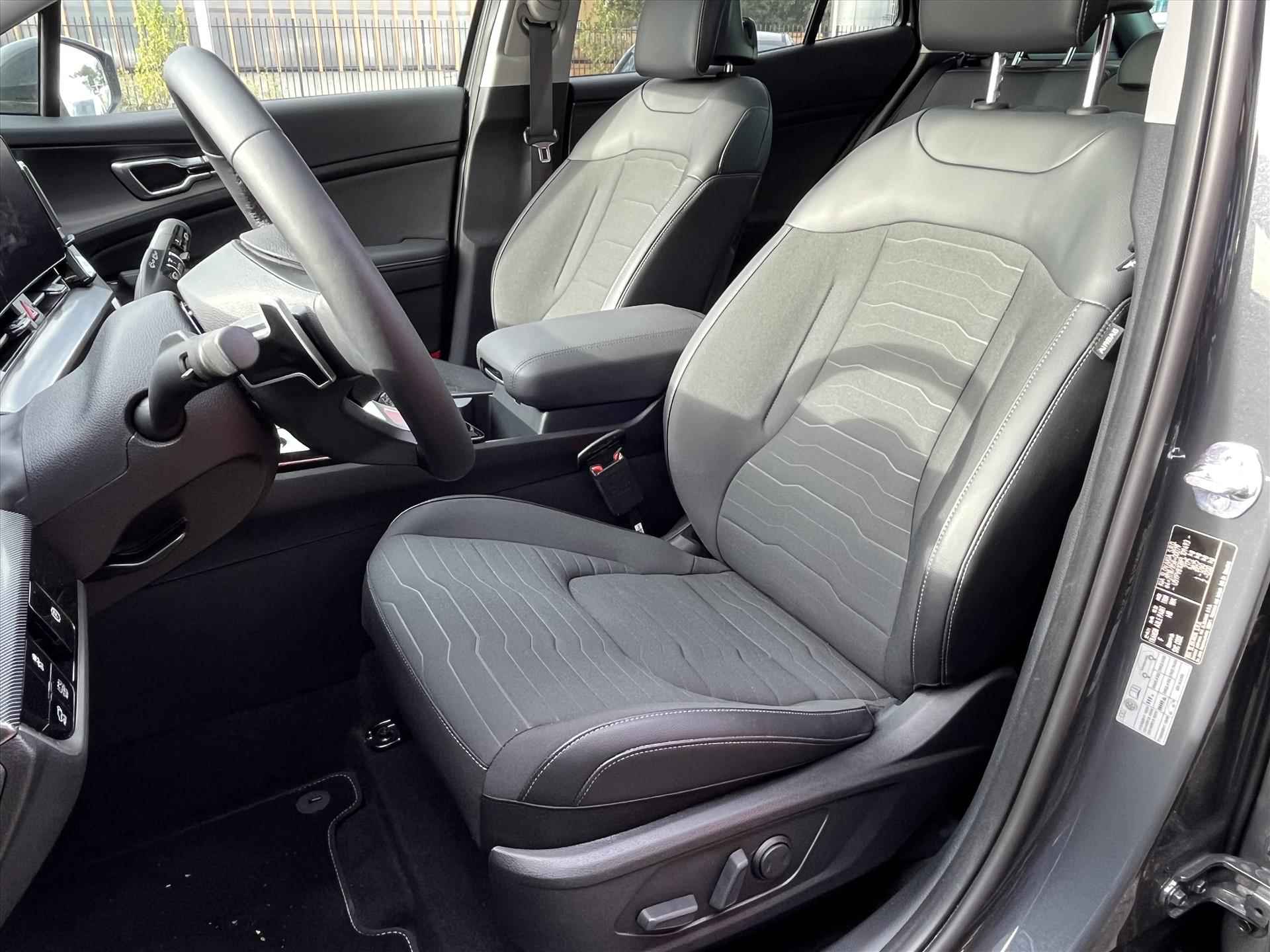 Kia Sportage 1.6 T-GDi 230pk Hybrid AT6 DynamicPlusLine | Panorama schuifdak | Navigatie | Climatronic | Stoel en stuur verwarming | Elektrische achterklep | - 8/26