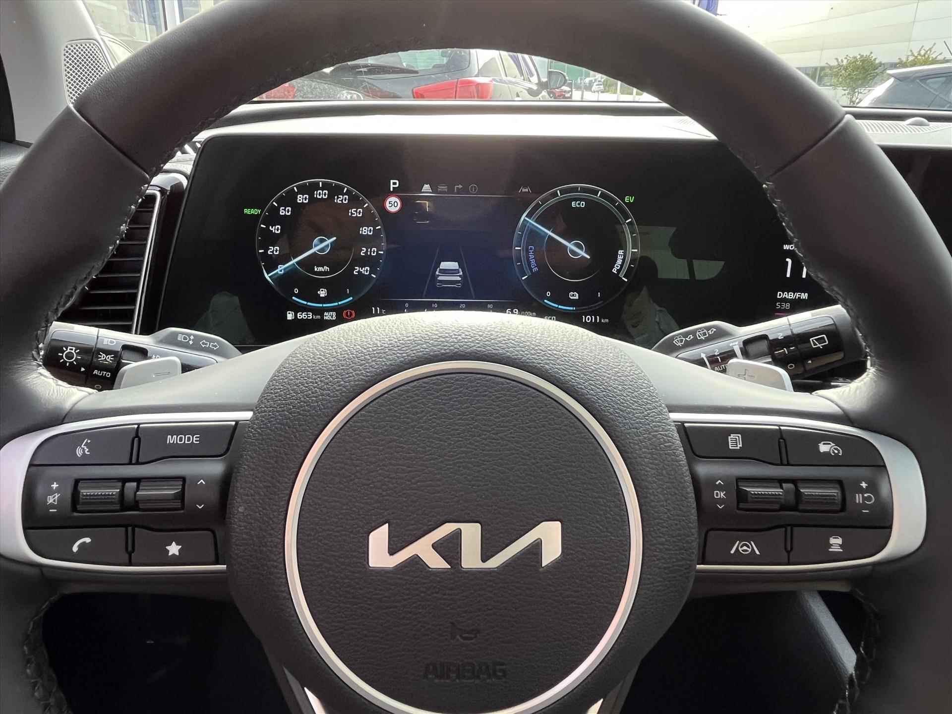 Kia Sportage 1.6 T-GDi 230pk Hybrid AT6 DynamicPlusLine | Panorama schuifdak | Navigatie | Climatronic | Stoel en stuur verwarming | Elektrische achterklep | - 15/26