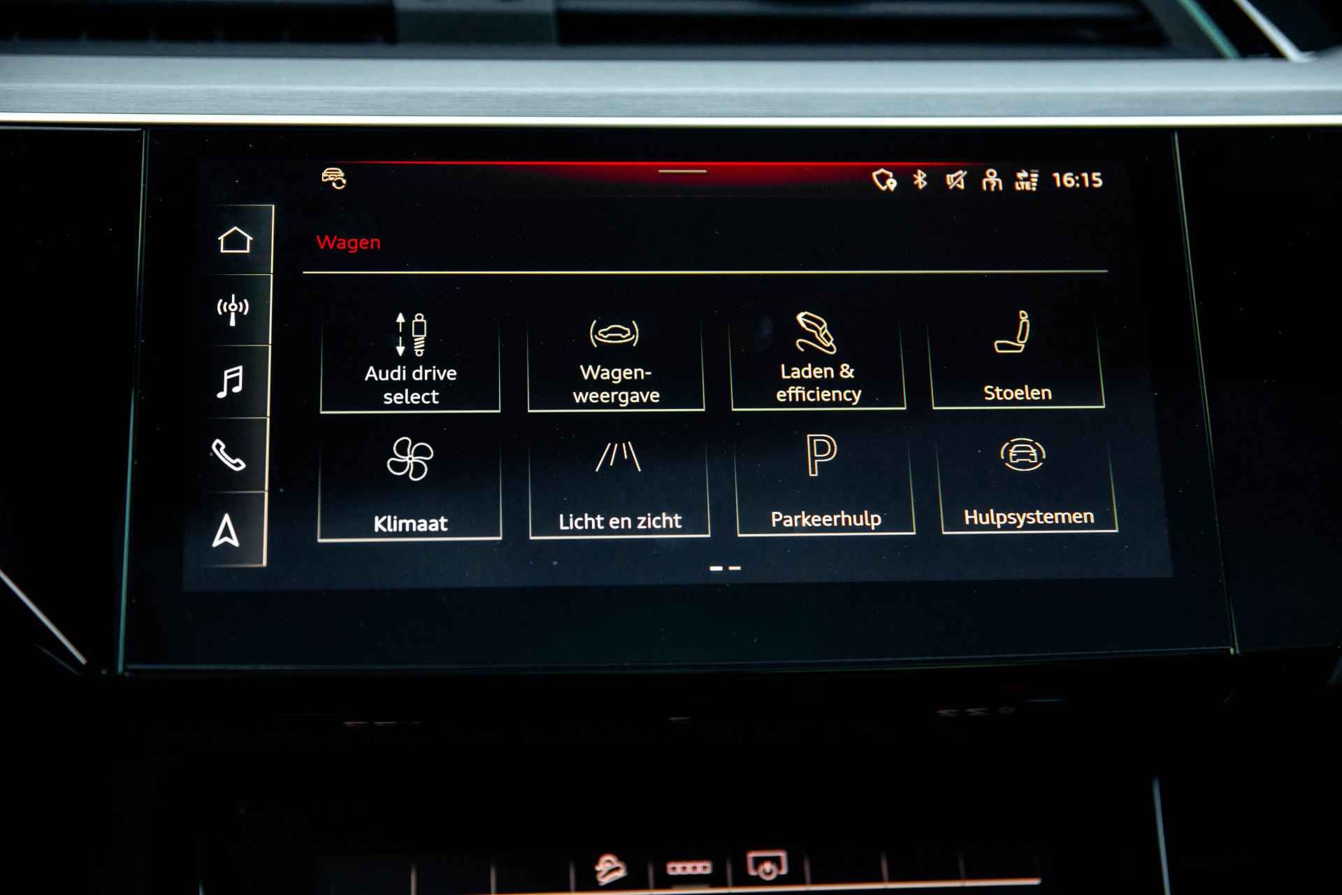 Audi e-tron Sportback 55 408pk quattro S Edition | Panoramadak | Zwart optiek | Achteruitrijcamera | 21" Velgen | - 67/74