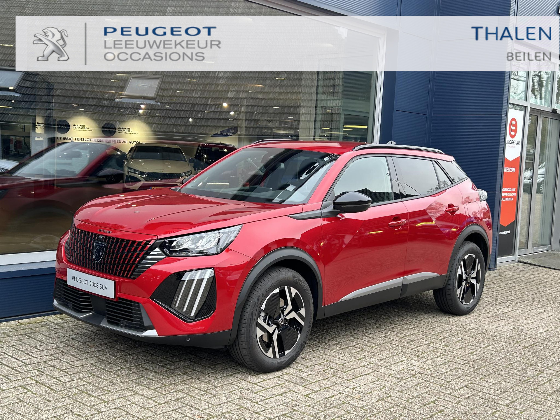 Peugeot 2008 1.2 Hybrid 136 Allure | Nieuw Model 2024! | Hybride Elektrisch rijden met Automaat | Navigatie | Parkeercamera | 360 graden Camera | Stoelverwarming | LED Verlichting | Apple Carplay/Android Auto | Lichtmetalen Velgen | Cruise & Climate Control |