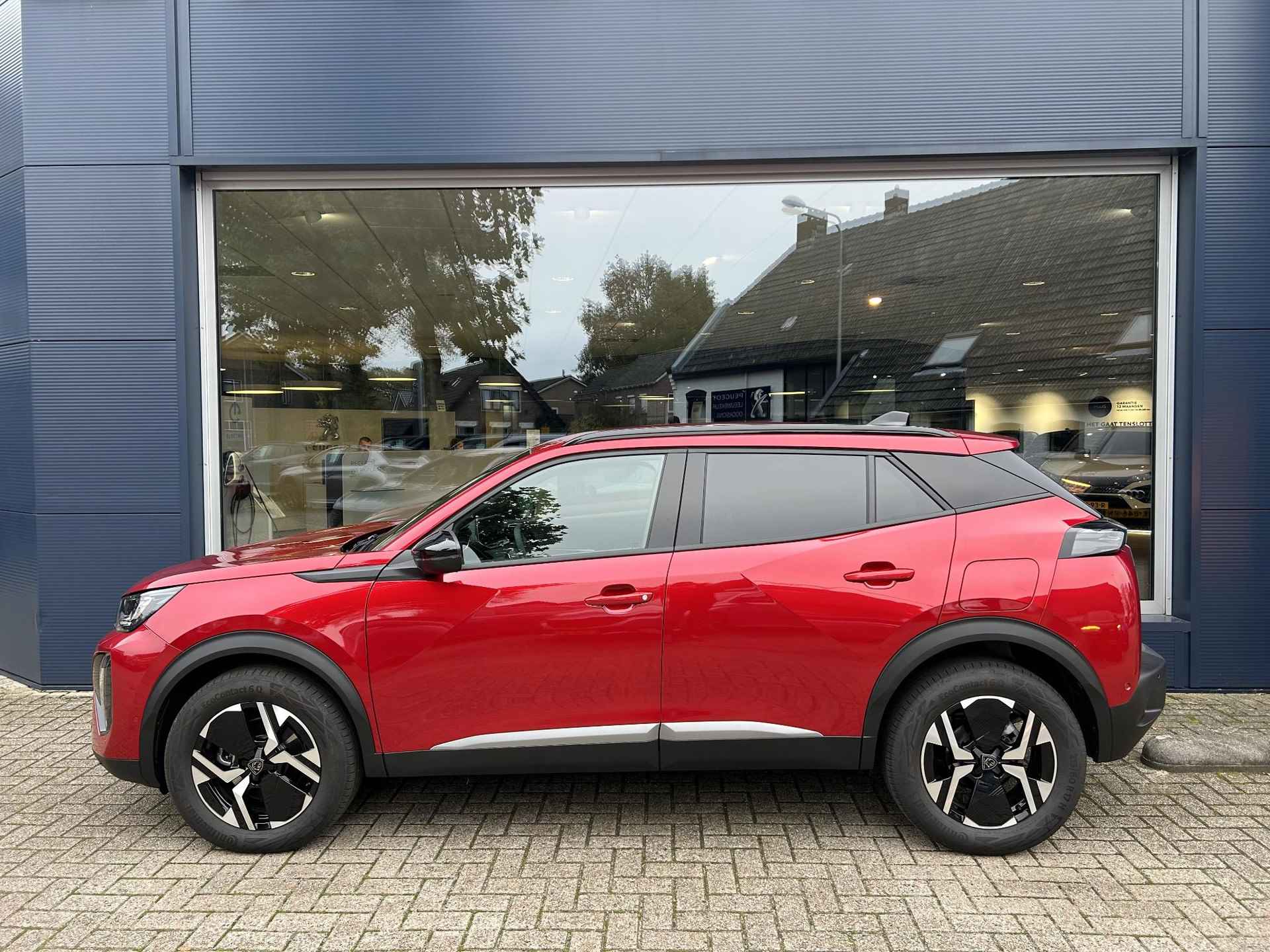 Peugeot 2008 1.2 Hybrid 136 Allure | Nieuw Model 2024! | Hybride Elektrisch rijden met Automaat | Navigatie | Parkeercamera | 360 graden Camera | Stoelverwarming | LED Verlichting | Apple Carplay/Android Auto | Lichtmetalen Velgen | Cruise & Climate Control | - 5/48