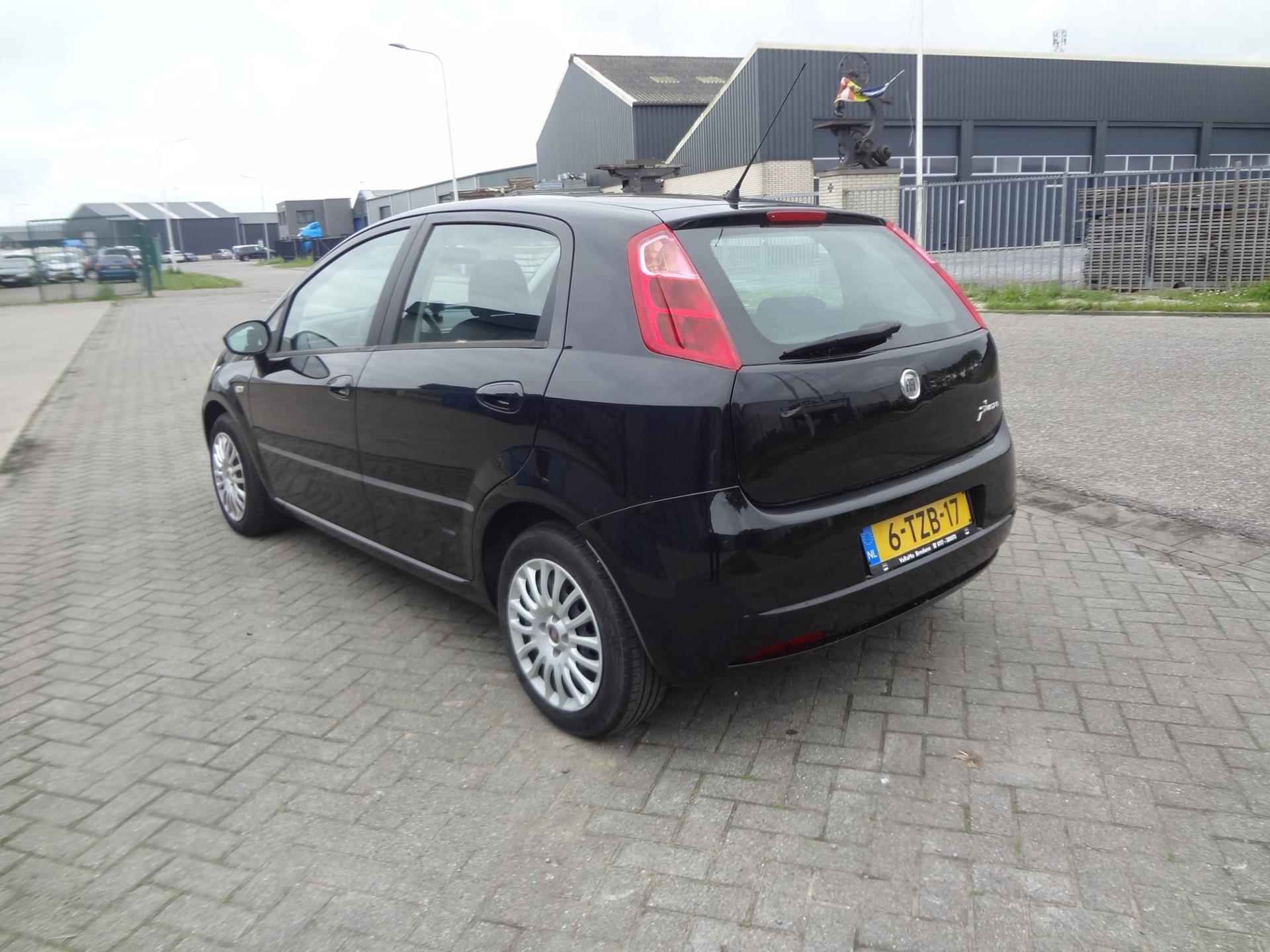 Fiat Grande Punto 1.2 Racing - 4/11