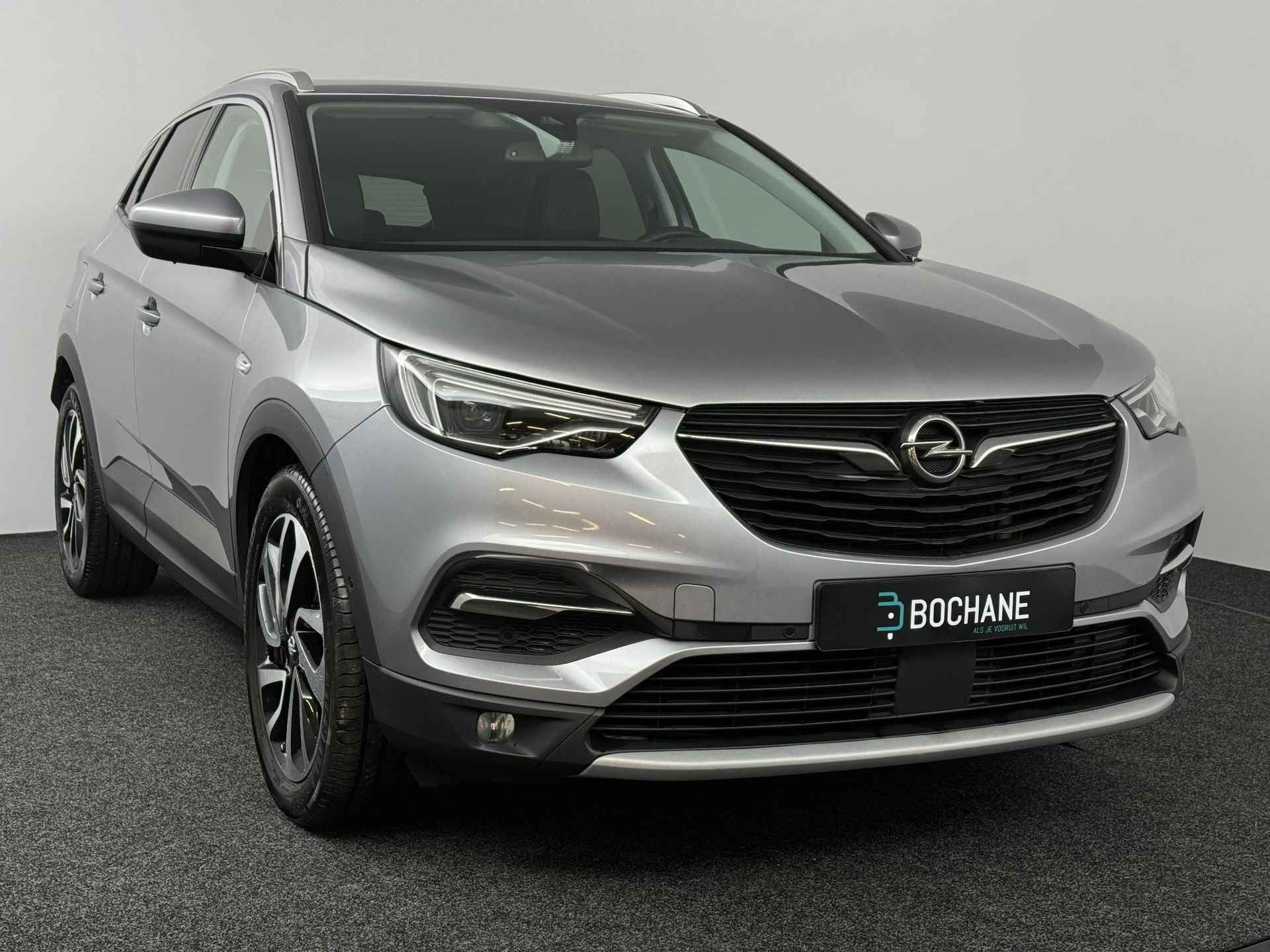 Opel Grandland X 1.6 Turbo Innovation | Leder pakket | Trekhaak | Stoelverwarming | LED koplampen | - 9/38