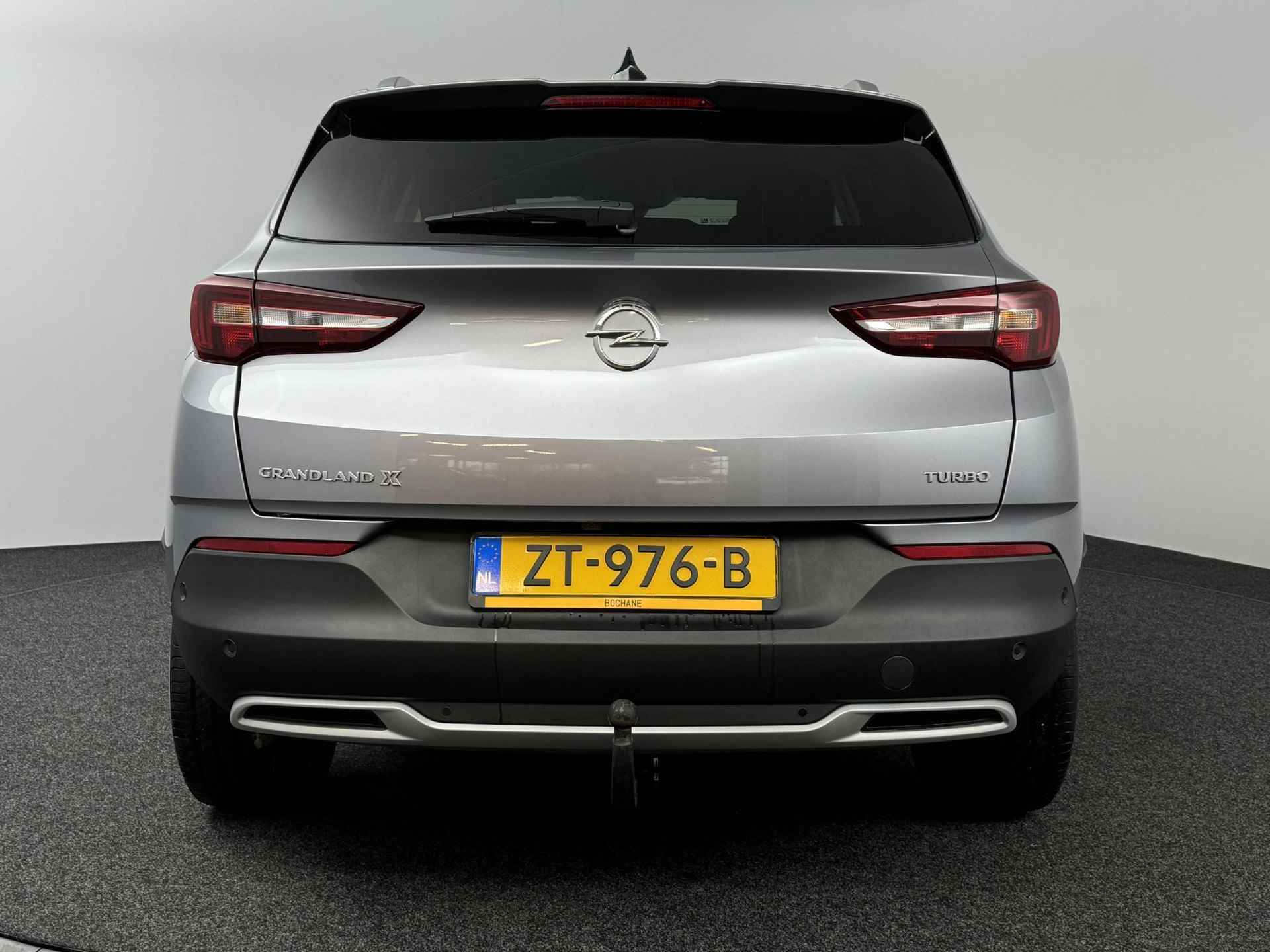 Opel Grandland X 1.6 Turbo Innovation | Leder pakket | Trekhaak | Stoelverwarming | LED koplampen | - 36/38