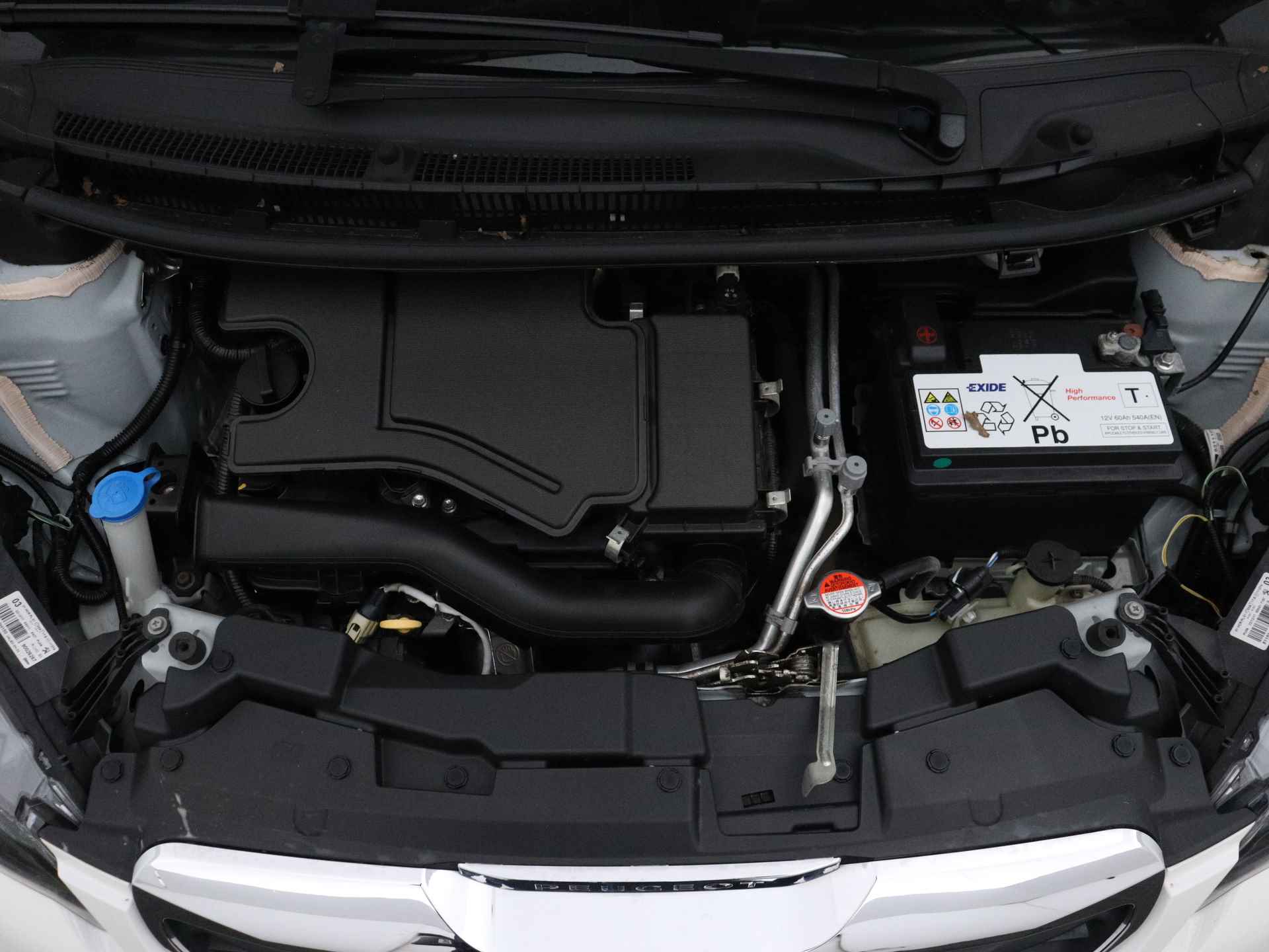 Peugeot 108 1.0 e-VTi Active | Airconditioning | Bluetooth met streaming | Elektr. raambediening | - 36/37