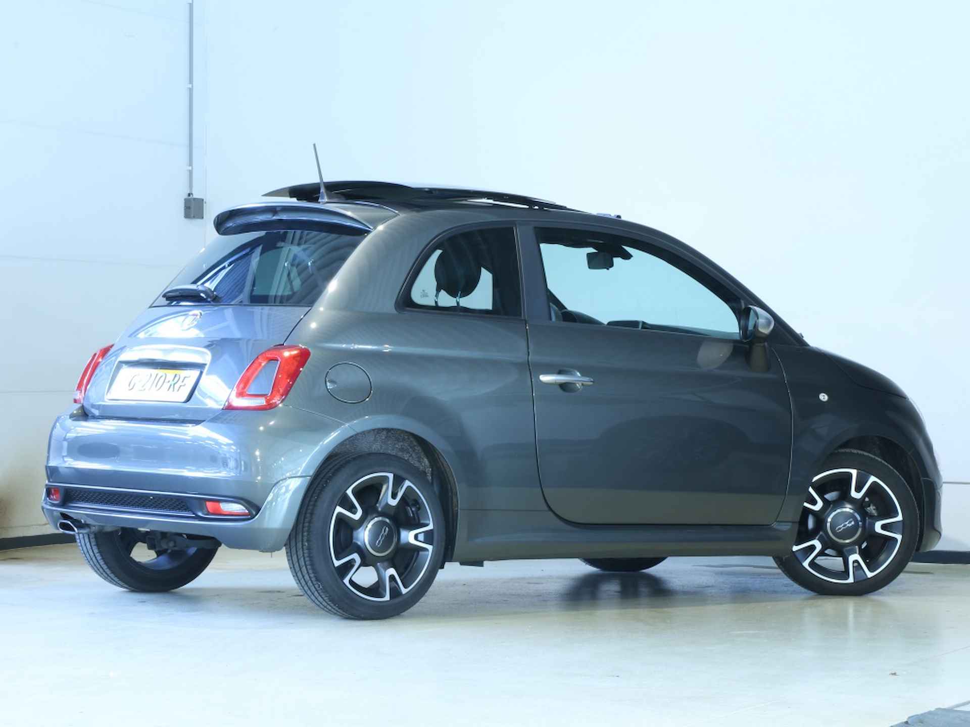 Fiat 500 80pk Rockstar * ALL-IN PRIJS * 1 JAAR GARANTIE - 16/21