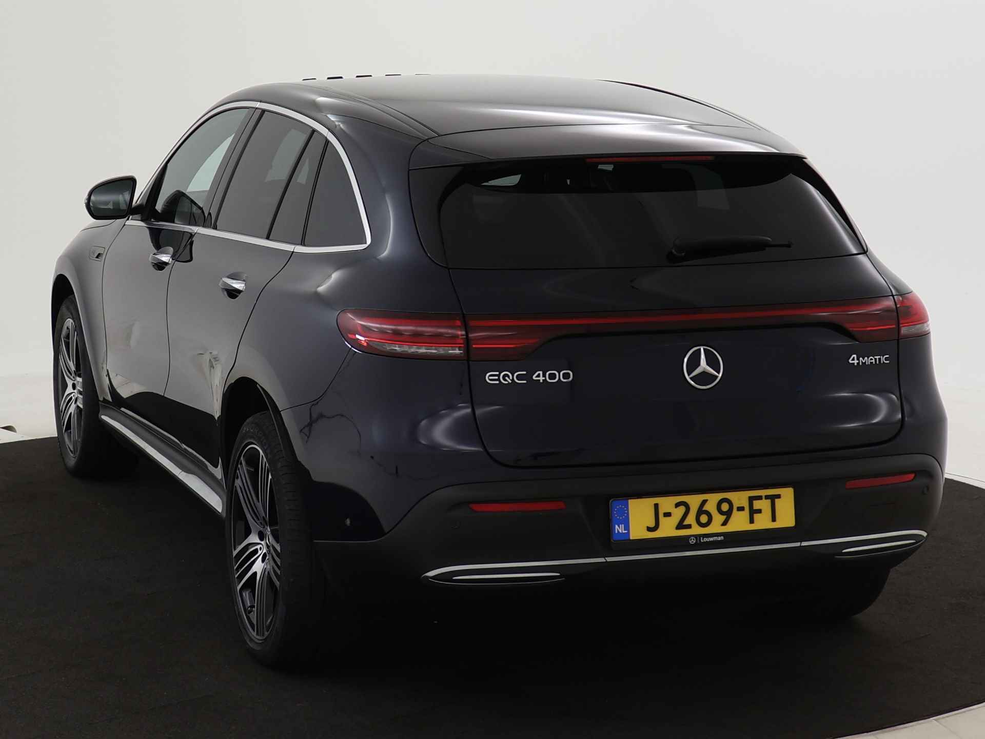 Mercedes-Benz EQC 400 4MATIC Business Solution Luxury 80 kWh | Lichtmetalen velgen | Schuif/kanteldak | Navigatie | Parking support | Lederen bekleding | Inclusief 24 maanden MB Certified garantie voor europa | - 14/39