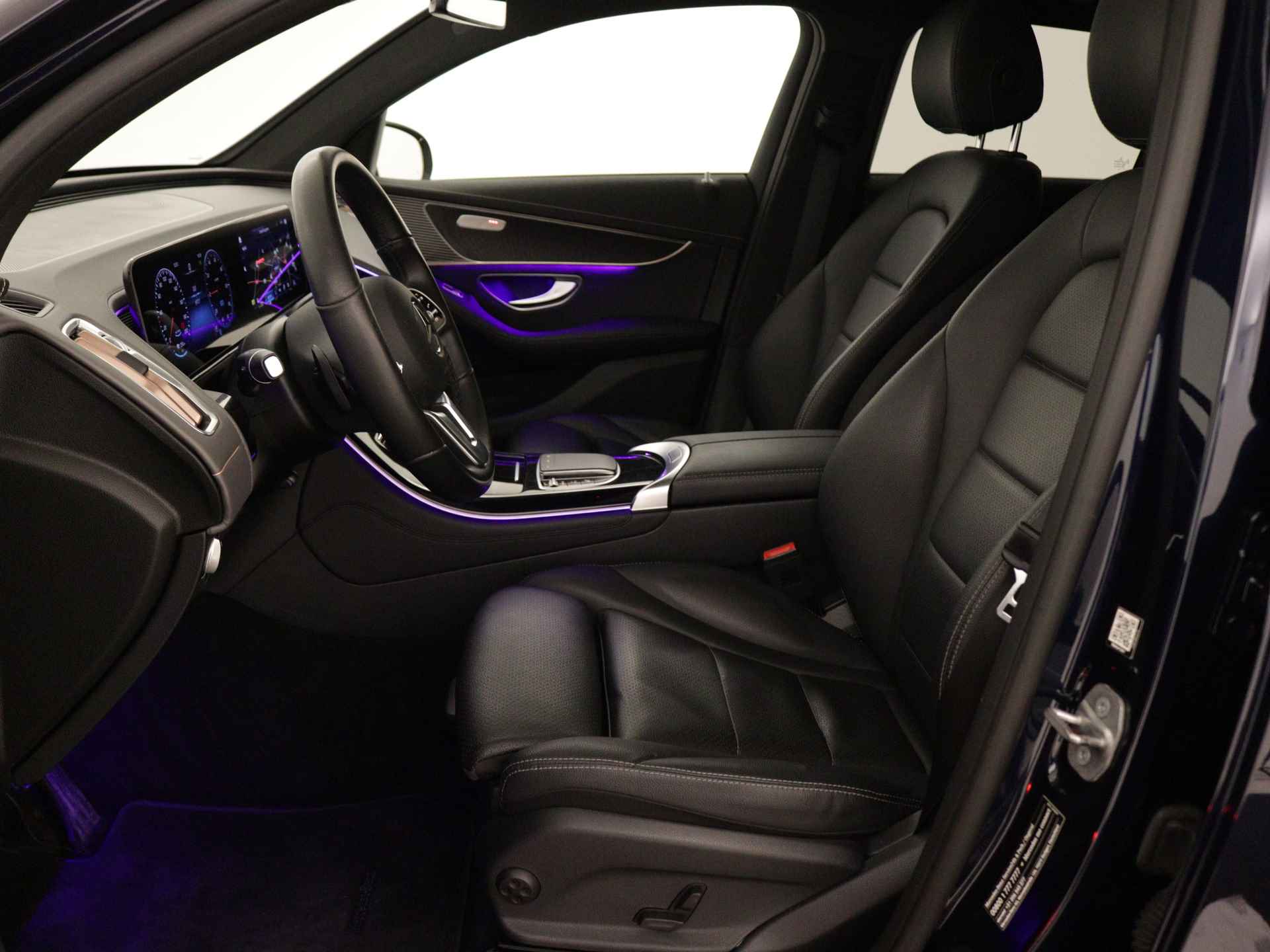 Mercedes-Benz EQC 400 4MATIC Business Solution Luxury 80 kWh | Lichtmetalen velgen | Schuif/kanteldak | Navigatie | Parking support | Lederen bekleding | Inclusief 24 maanden MB Certified garantie voor europa | - 16/39