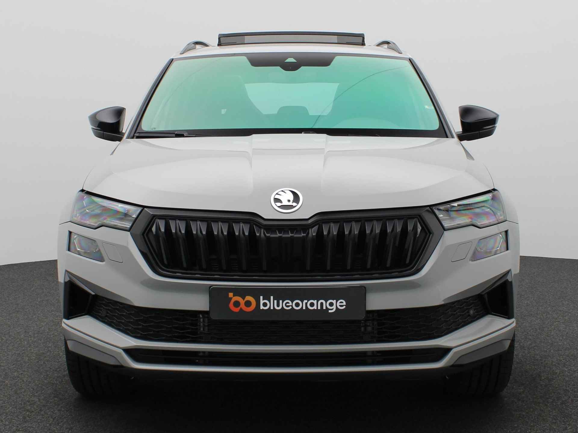 Skoda Karoq 1.5 TSI ACT Sportline Business 150PK DSG Panoramadak, trekhaak, achteruitrijcamera, winterpakket Plus,, keyless, virtual pedal, 19'' lichtmetaal - 13/55