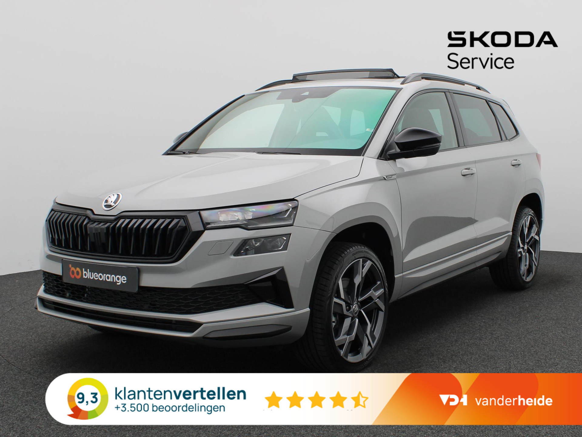 Skoda Karoq 1.5 TSI ACT Sportline Business 150PK DSG Panoramadak, trekhaak, achteruitrijcamera, winterpakket Plus,, keyless, virtual pedal, 19'' lichtmetaal