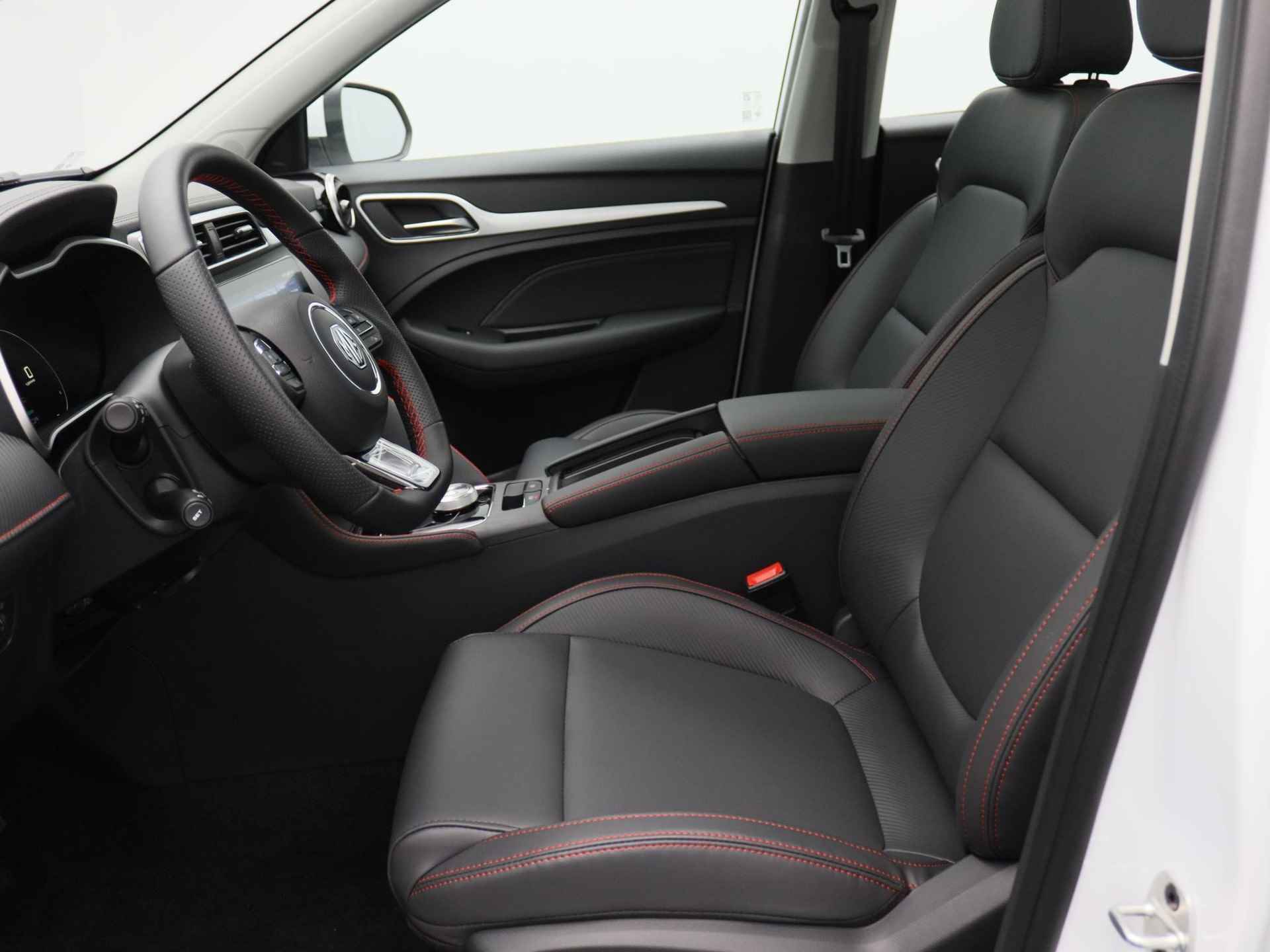 MG ZS EV Standard Range Luxury | 320 km WLTP | Navigatie | Panorama dak | 7 jaar 150.000 km garantie | Nu €2500,- Upgrade Actie Voordeel! | Wordt in alle kleuren verwacht! - 13/19