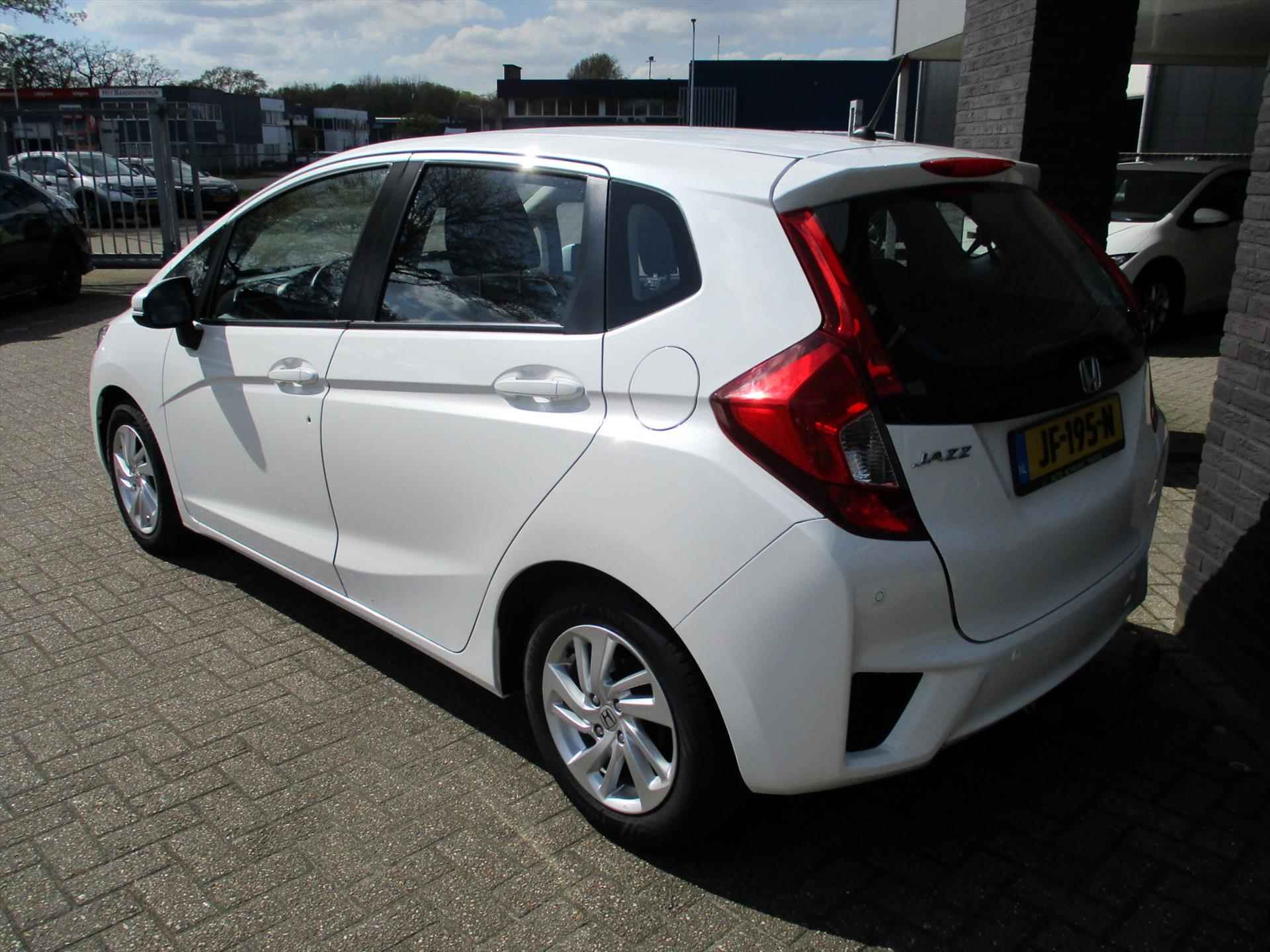 Honda Jazz 1.3 i-VTEC 102pk Comfort | Rijklaar - 3/15