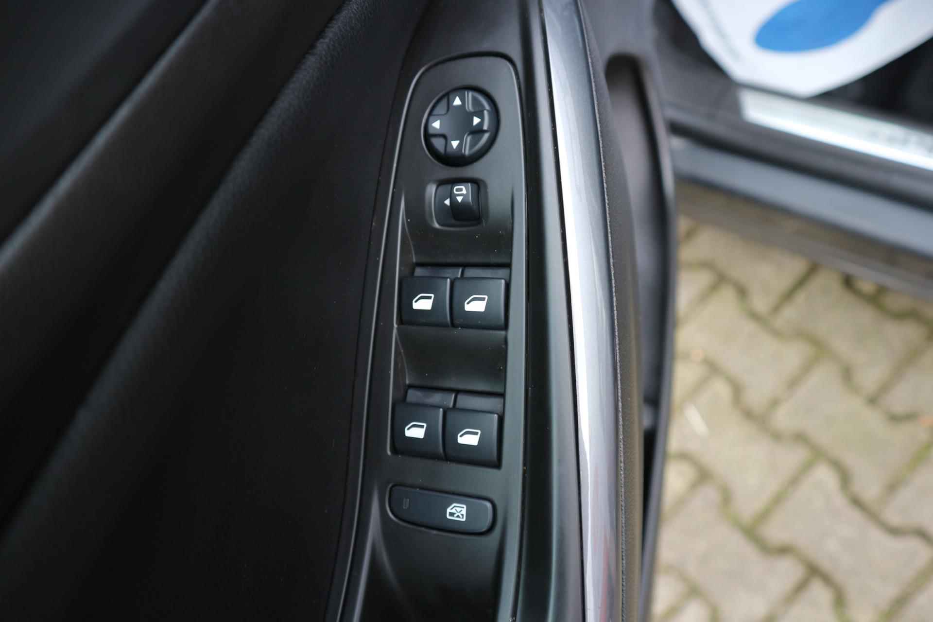 Opel GRANDLAND X 1.2 Turbo Innovation NAVI KEYLESS CLIMA ELECTR. AKLEP PDC V+A!!! - 12/39