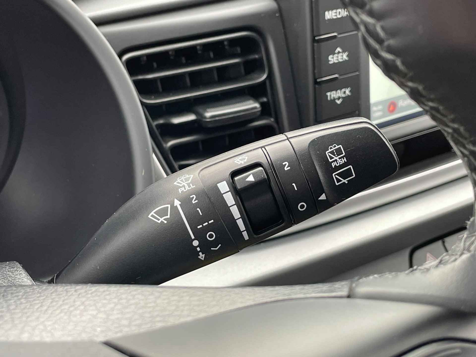 Kia Rio 1.0 TGDI Design Edition | Cruise Control | Camera | Carplay | Airco | Lederen/Alcantara bekleding  \ - 26/36