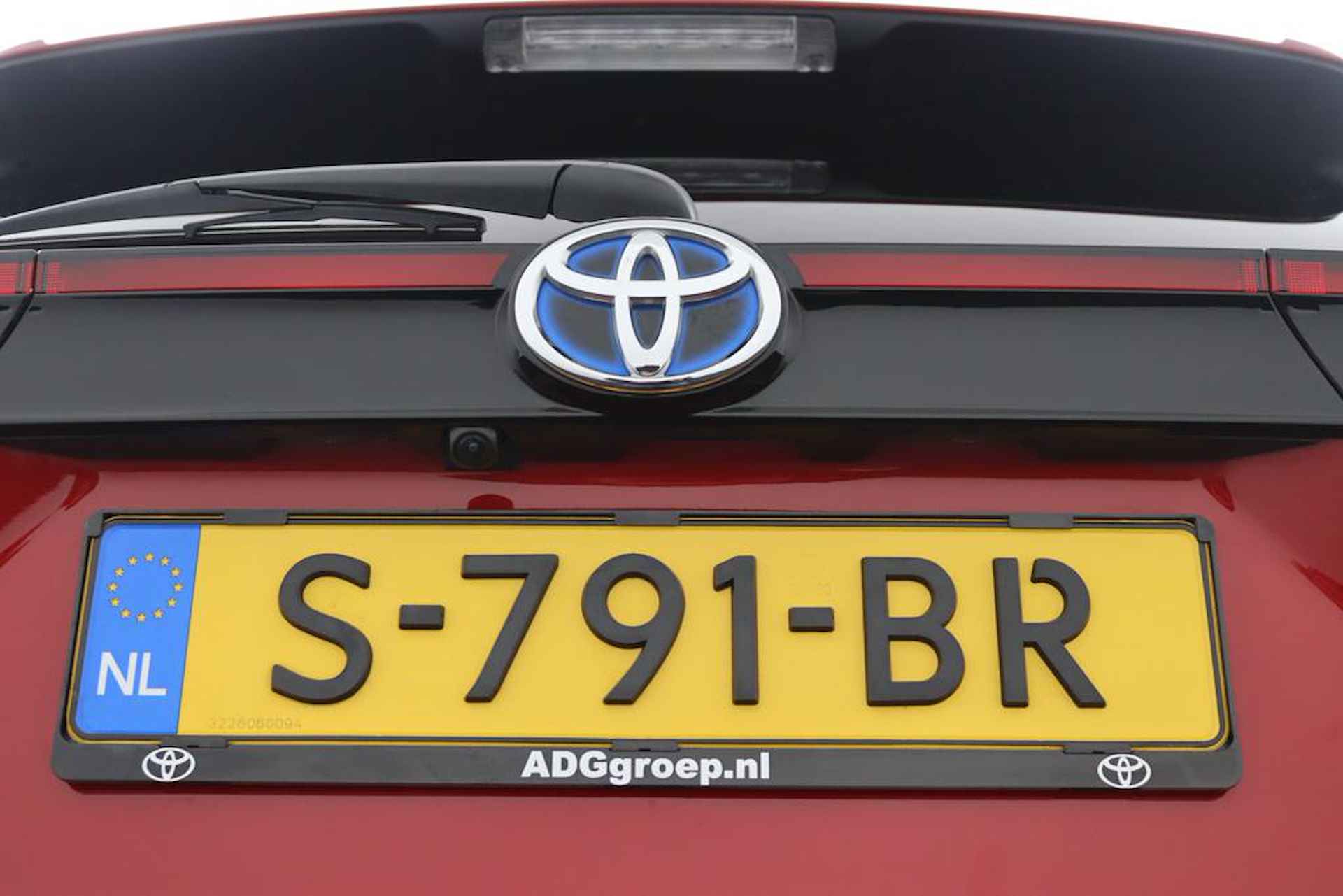 Toyota Yaris Cross 1.5 Hybrid Dynamic | Kelyess Entry | Navigatie | Origineel NL | Led Verlichting | - 39/45